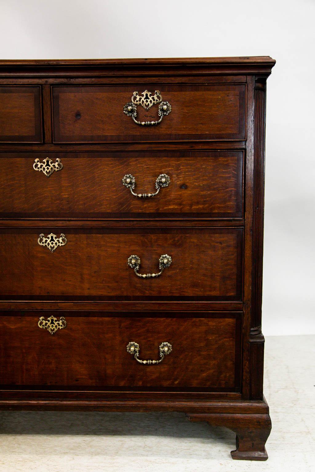 English Oak Chest of Drawers In Good Condition For Sale In Wilson, NC