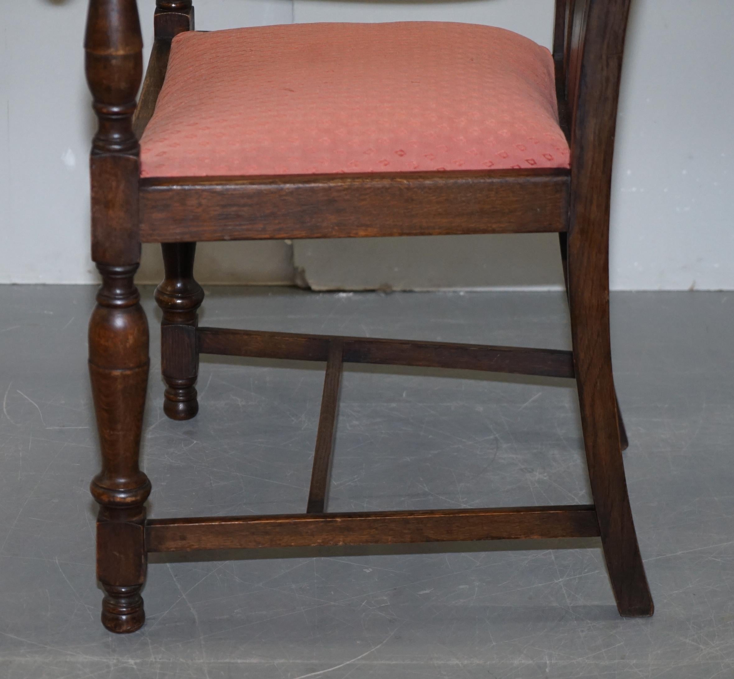 English Oak circa 1940s Carver Occasional Armchair Lovely Timber Patina For Sale 10