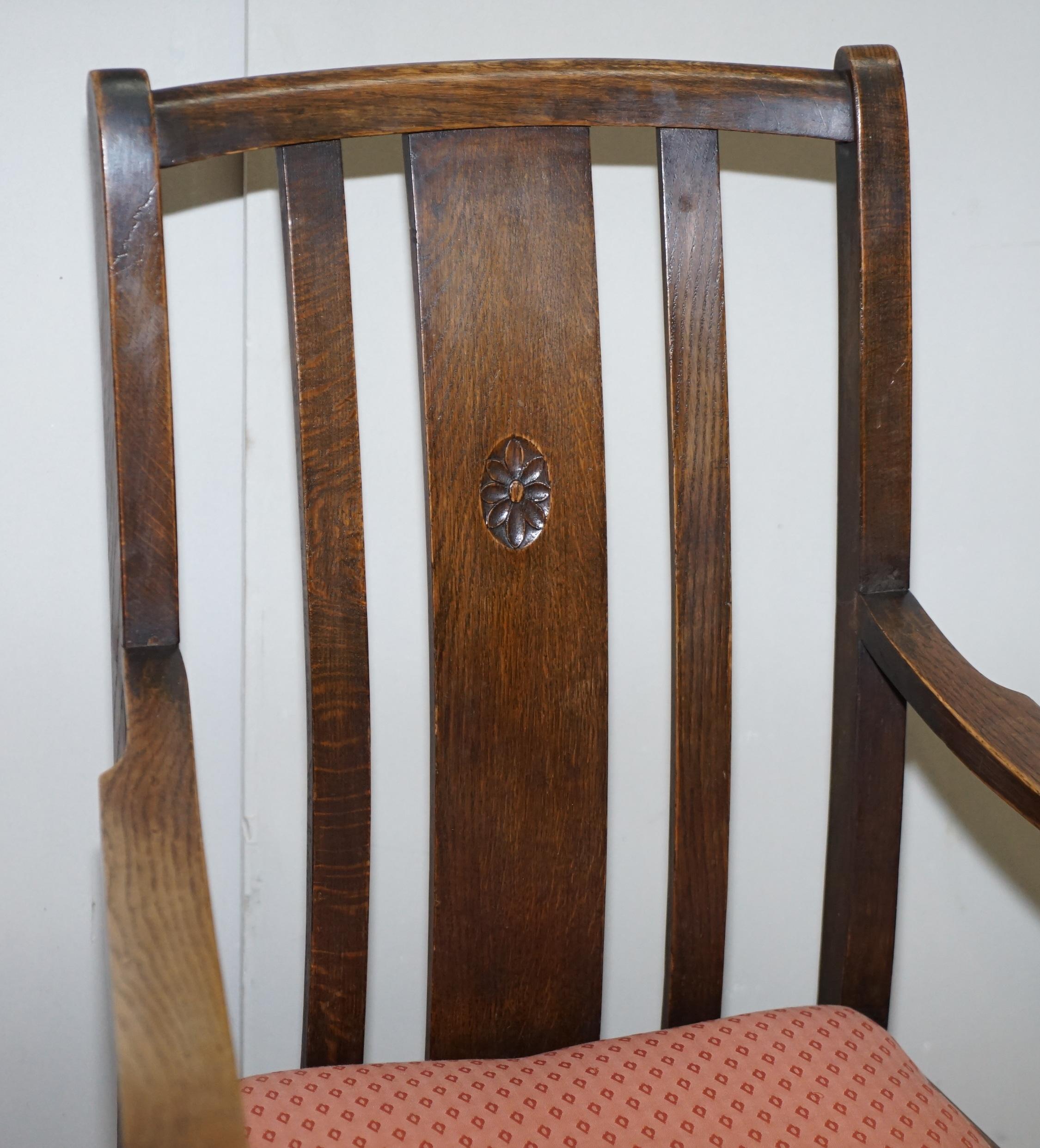 Mid-20th Century English Oak circa 1940s Carver Occasional Armchair Lovely Timber Patina For Sale