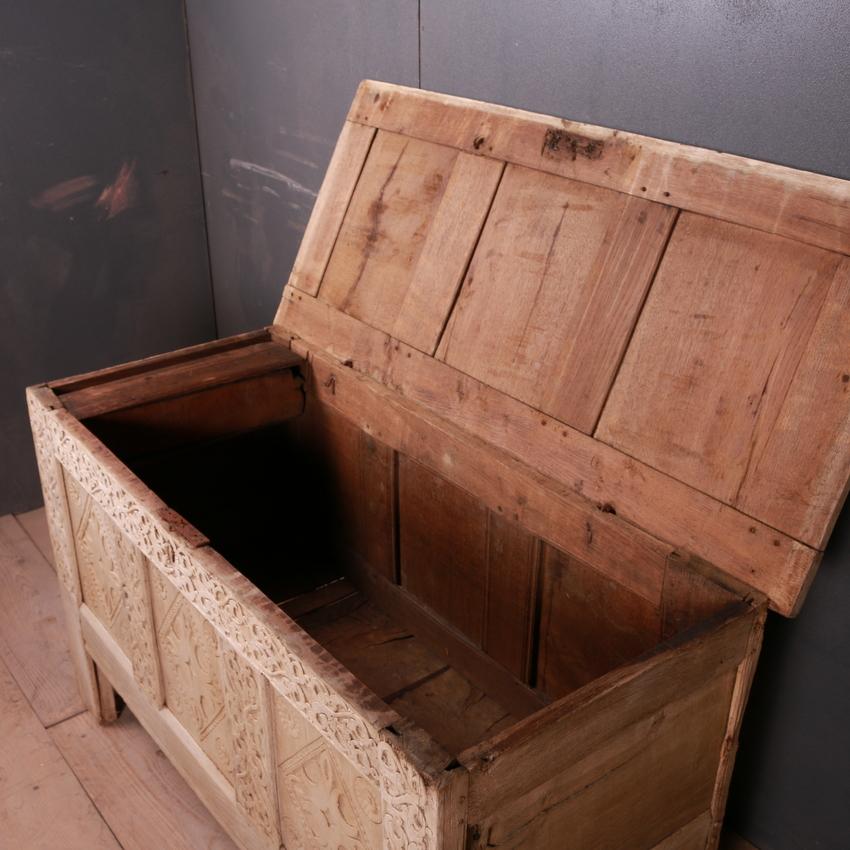 English Bleached Oak Storage Chest 3