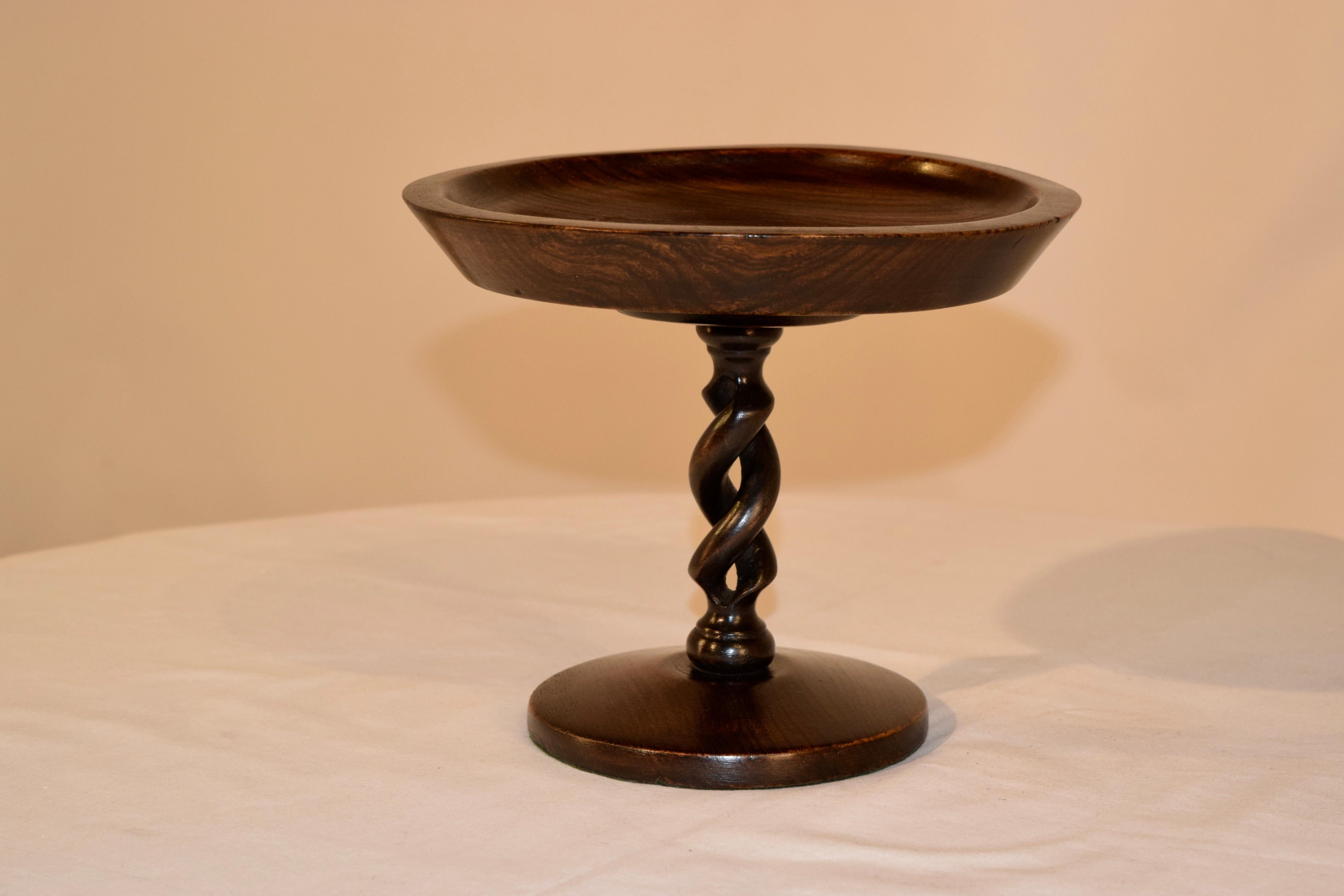 English Oak Compote, circa 1900 In Good Condition In High Point, NC