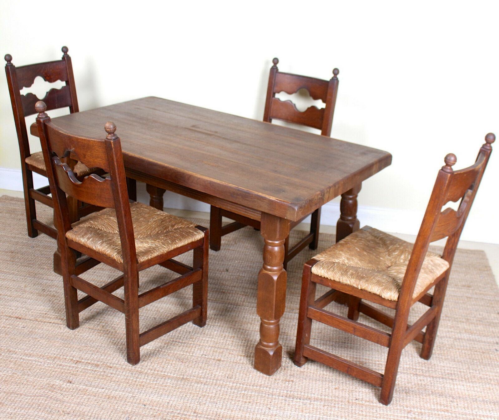 English Oak Dining Table and 4 Chairs Country Arts & Crafts Rustic Rush Country For Sale 2