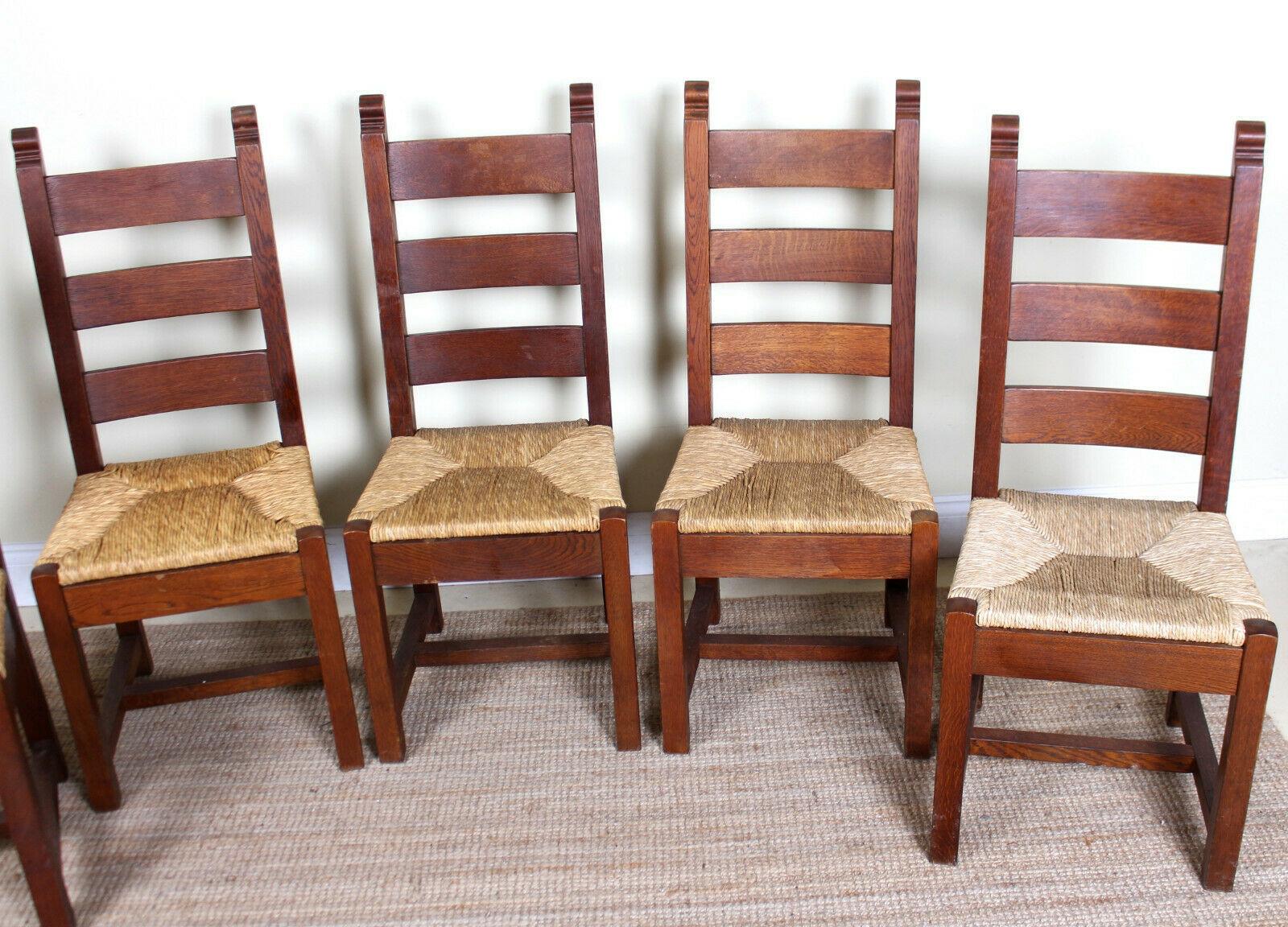 20th Century English Oak Dining Table and 5 Chairs Country Arts & Crafts Rustic Rush Country For Sale
