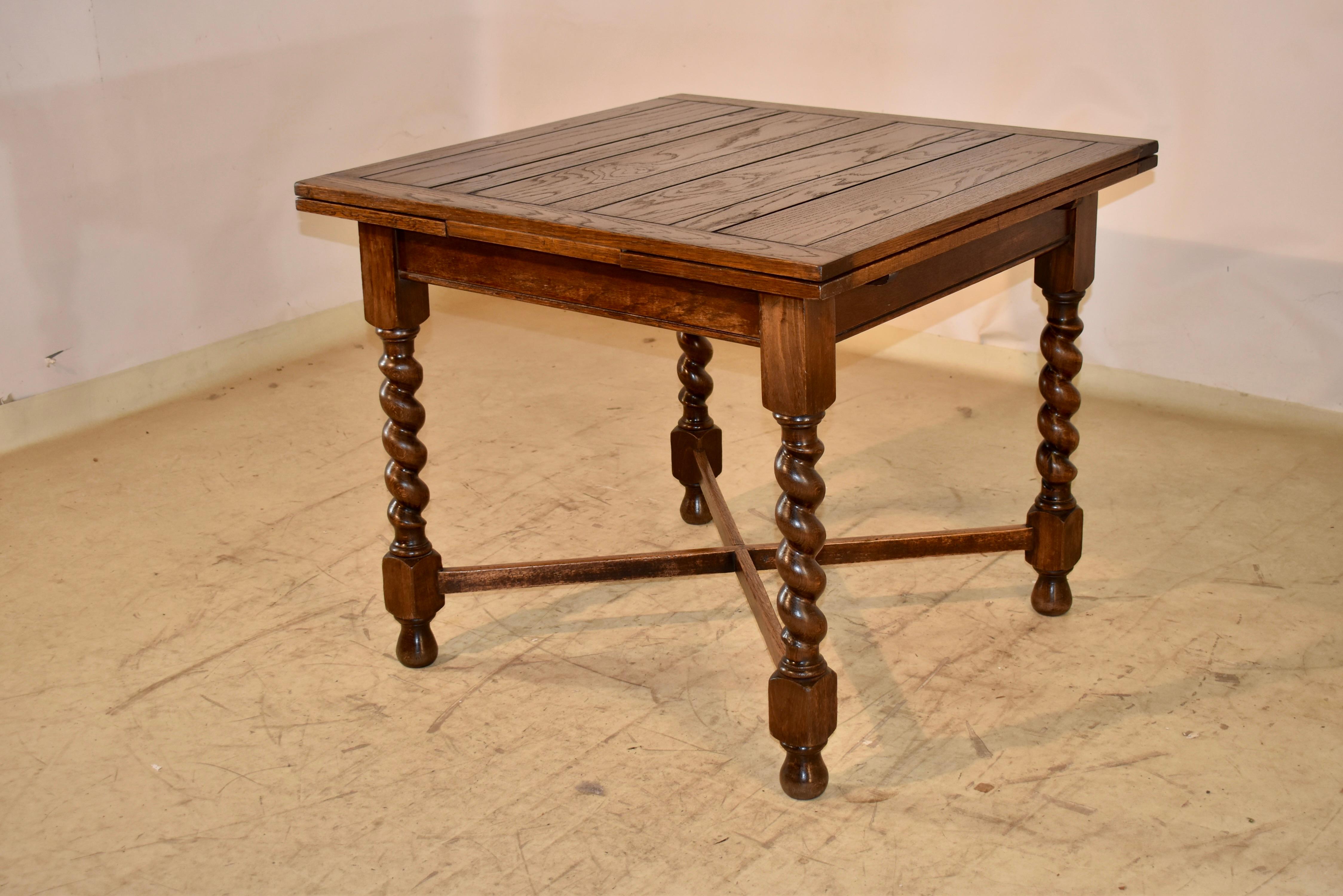 Anglais Table à tiroirs en Oak Oak, Circa 1900 en vente