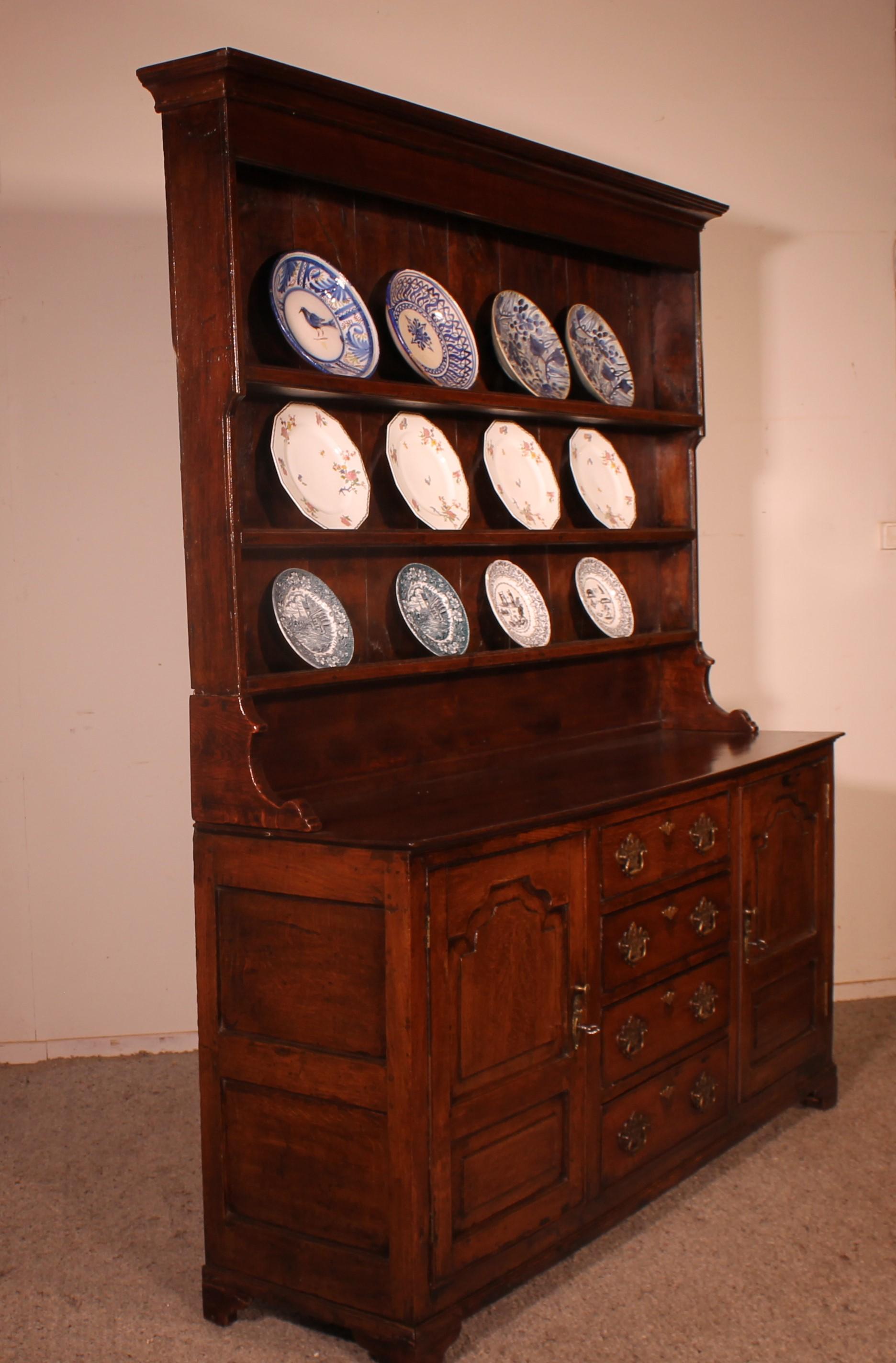 English Oak Dresser and Rack Early 18th Century For Sale 5