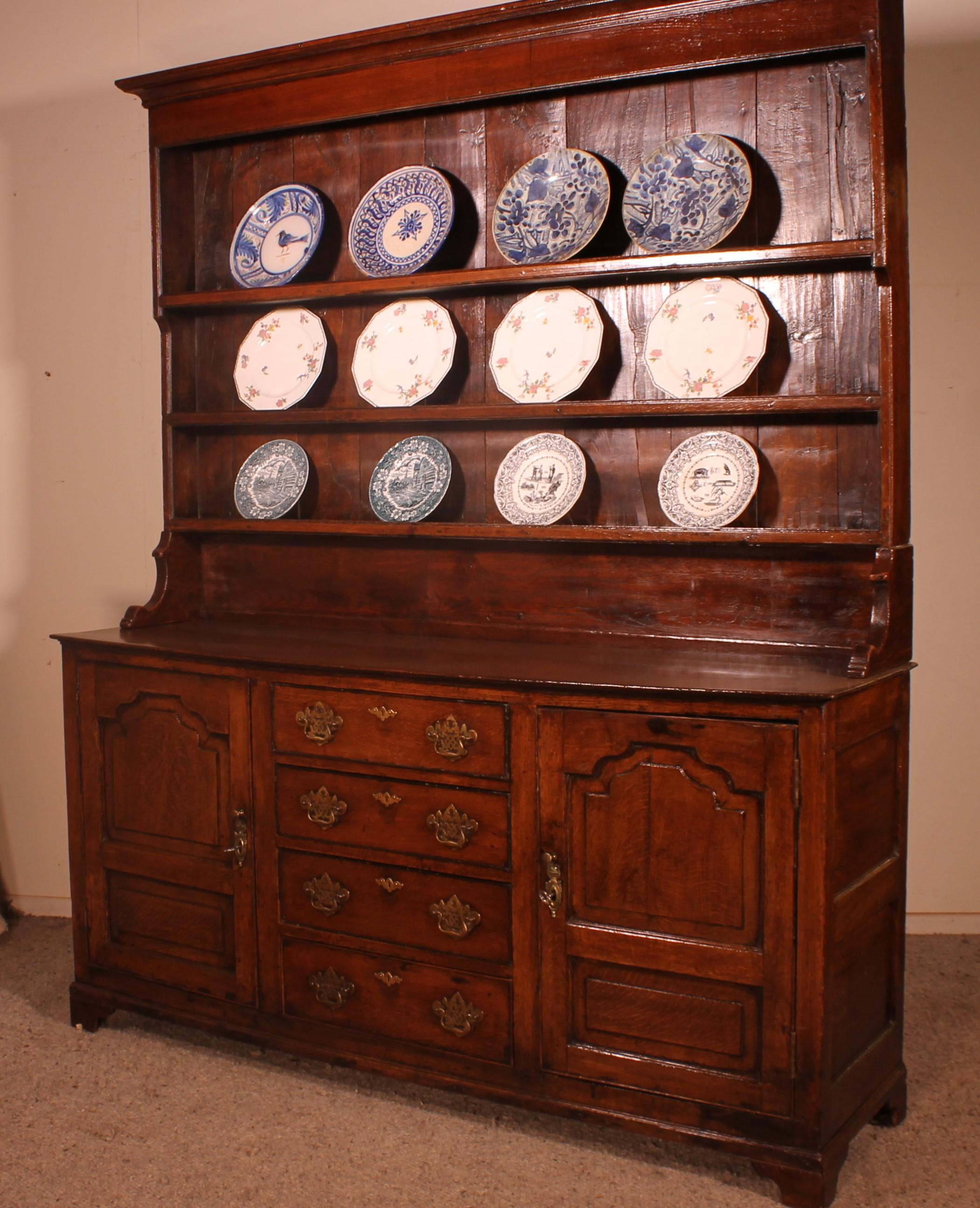 English Oak Dresser and Rack Early 18th Century For Sale 1