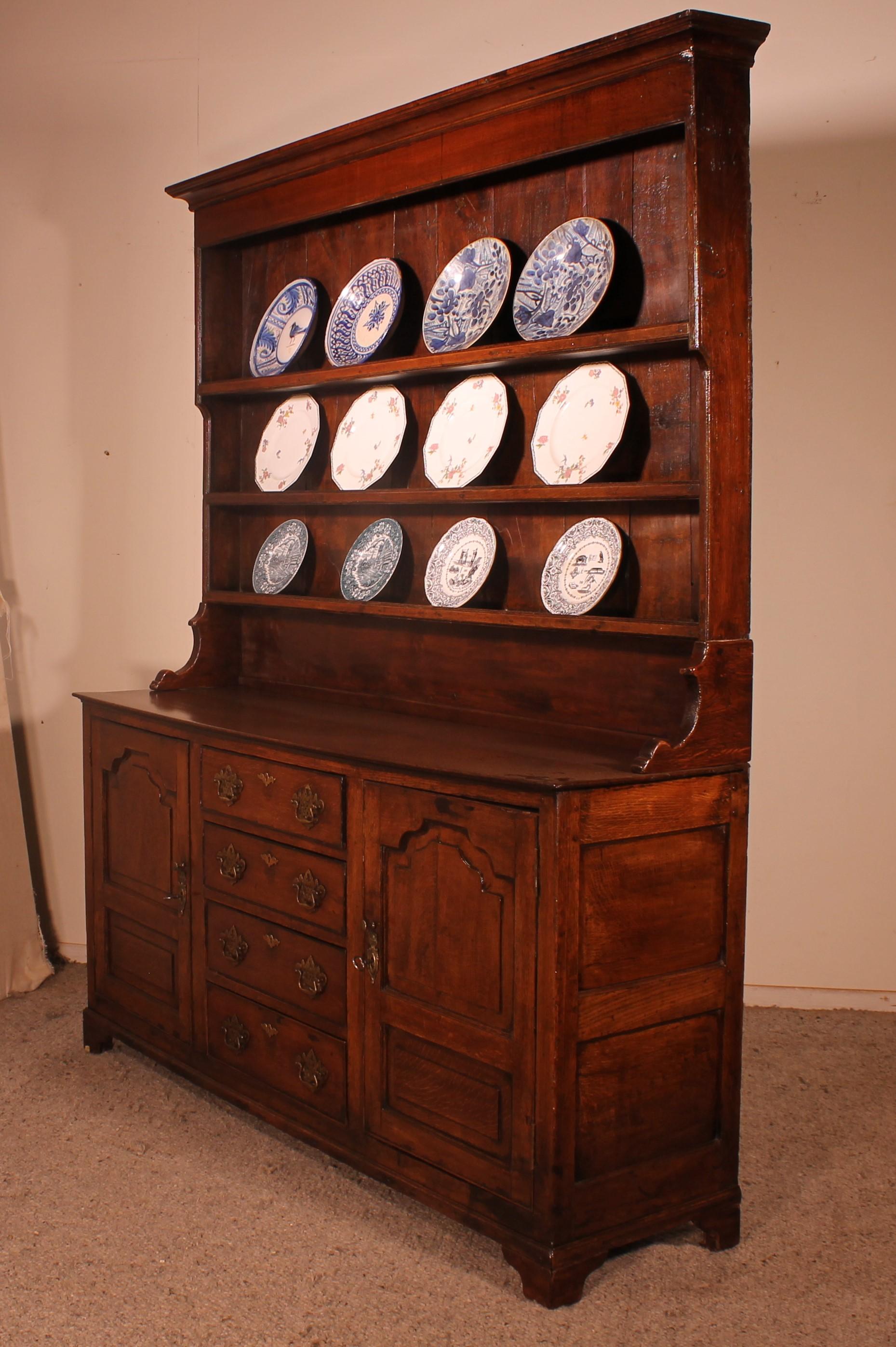 English Oak Dresser and Rack Early 18th Century For Sale 2