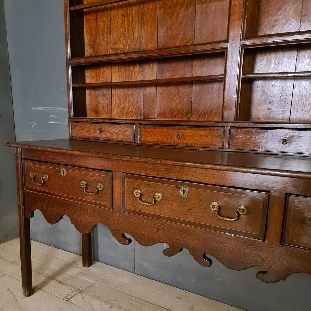 English Oak Dresser and Rack In Good Condition In Leamington Spa, Warwickshire