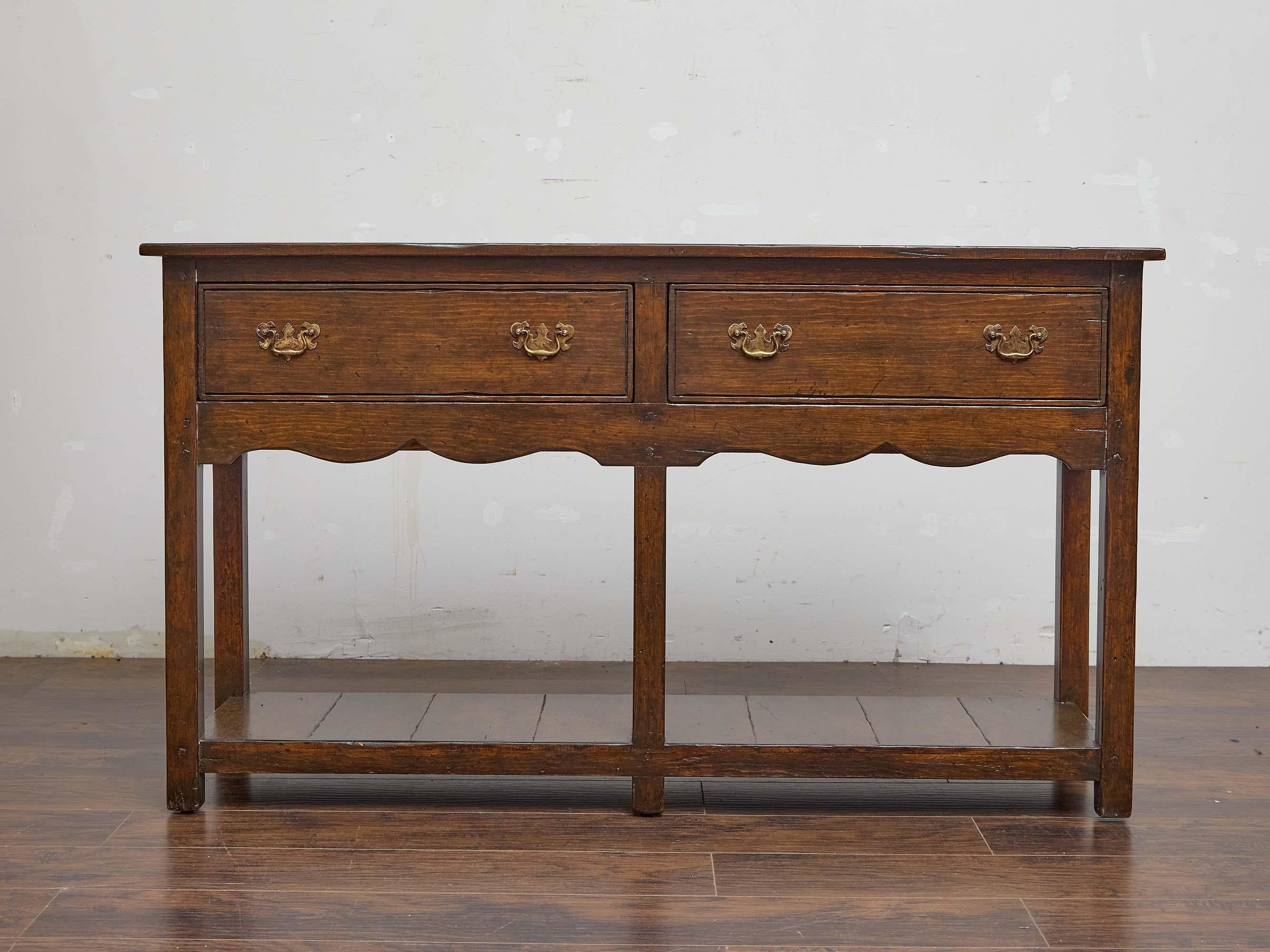 Inglese Base per comò in Oak inglese con due cassetti e ripiano inferiore, circa 1880 in vendita