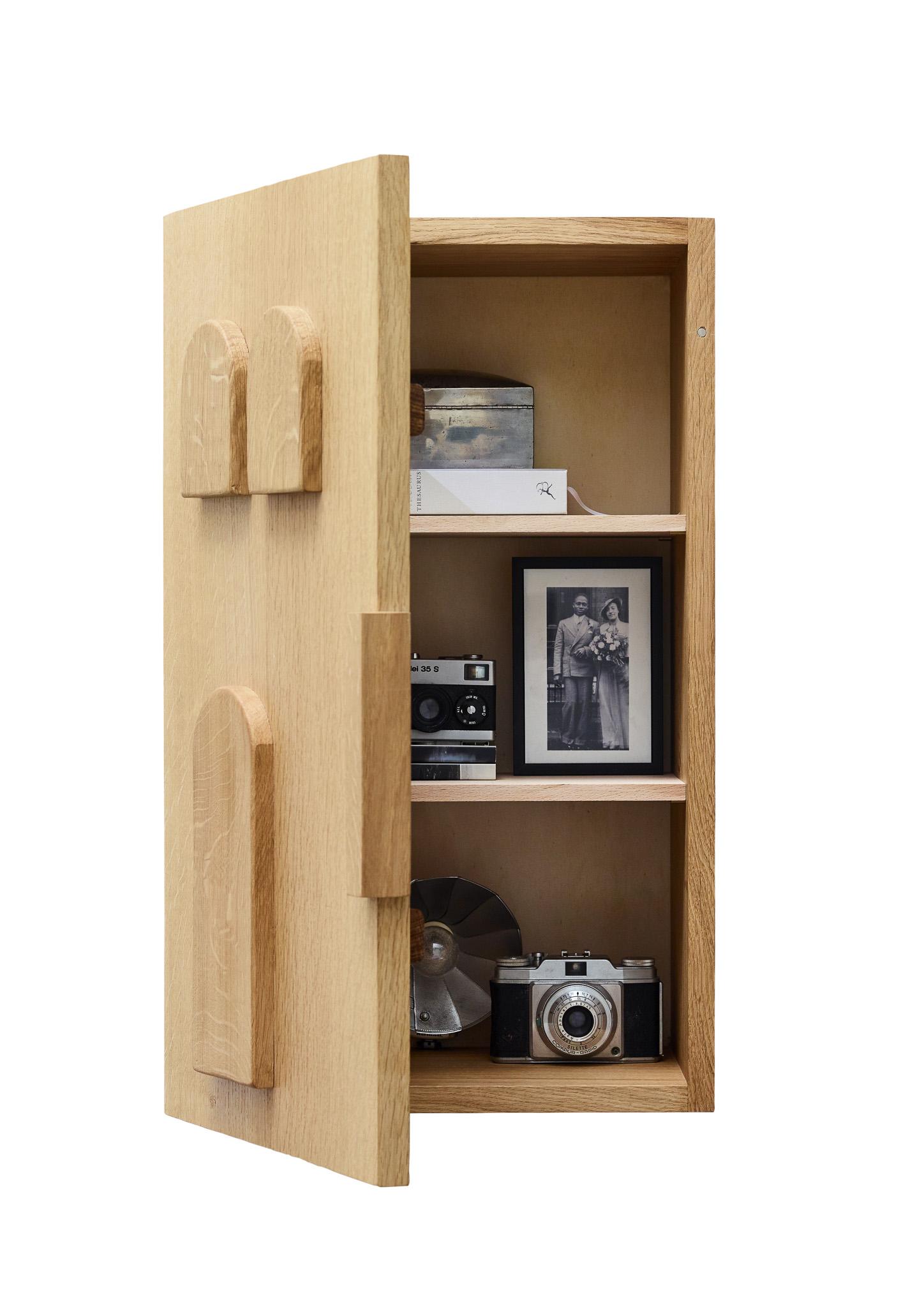 XXI secolo e contemporaneo Mobiletto per bevande in Oak in vendita