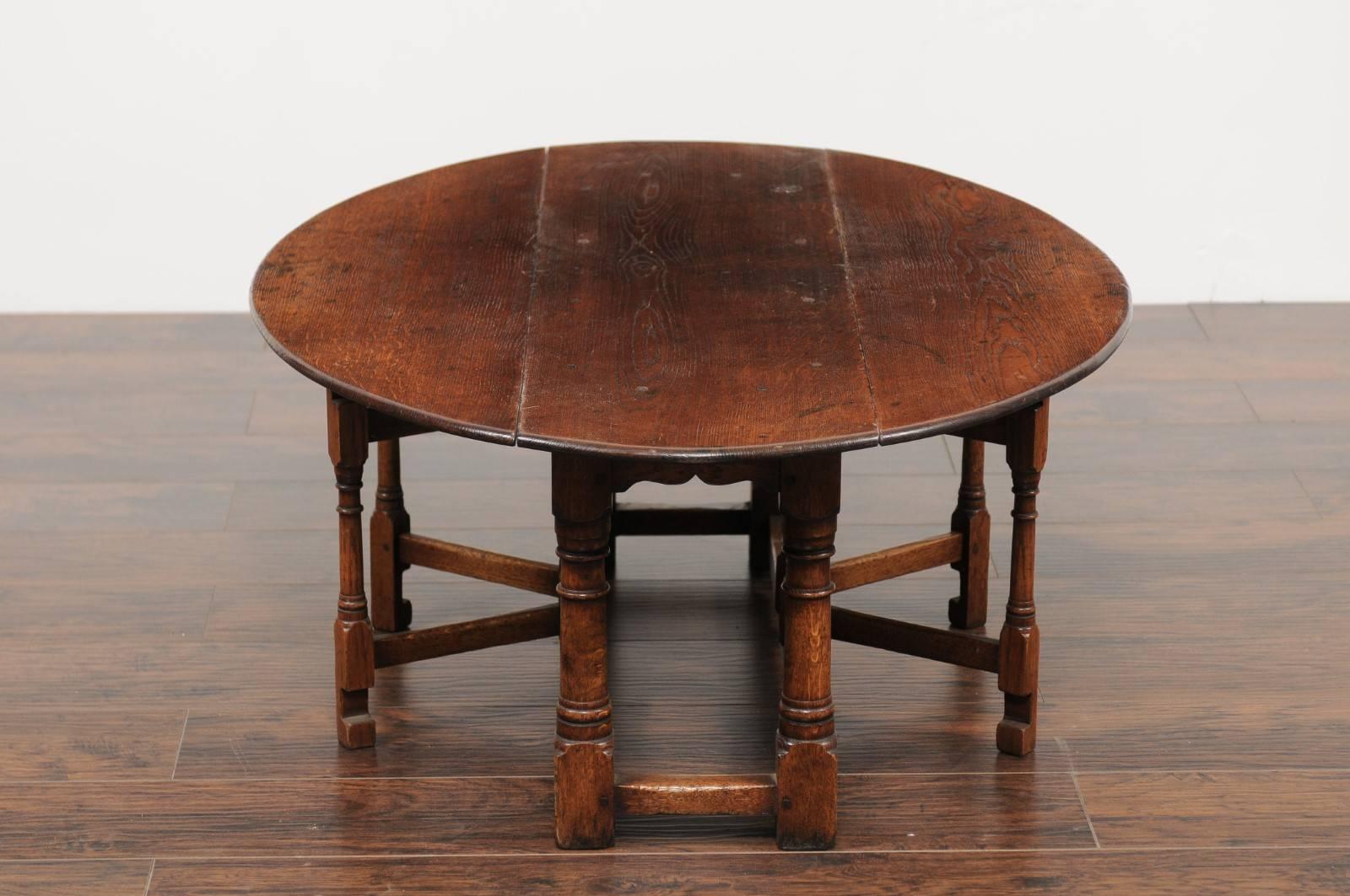Wood English Oak Drop-Leaf Oval Top Coffee Table with Double Gateleg, circa 1880