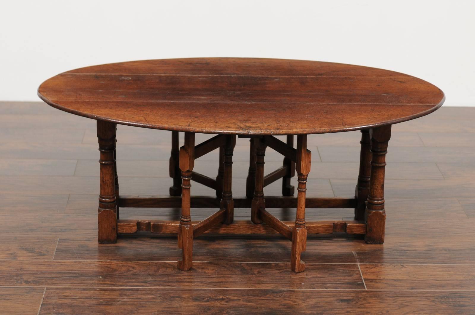 English Oak Drop-Leaf Oval Top Coffee Table with Double Gateleg, circa 1880 1