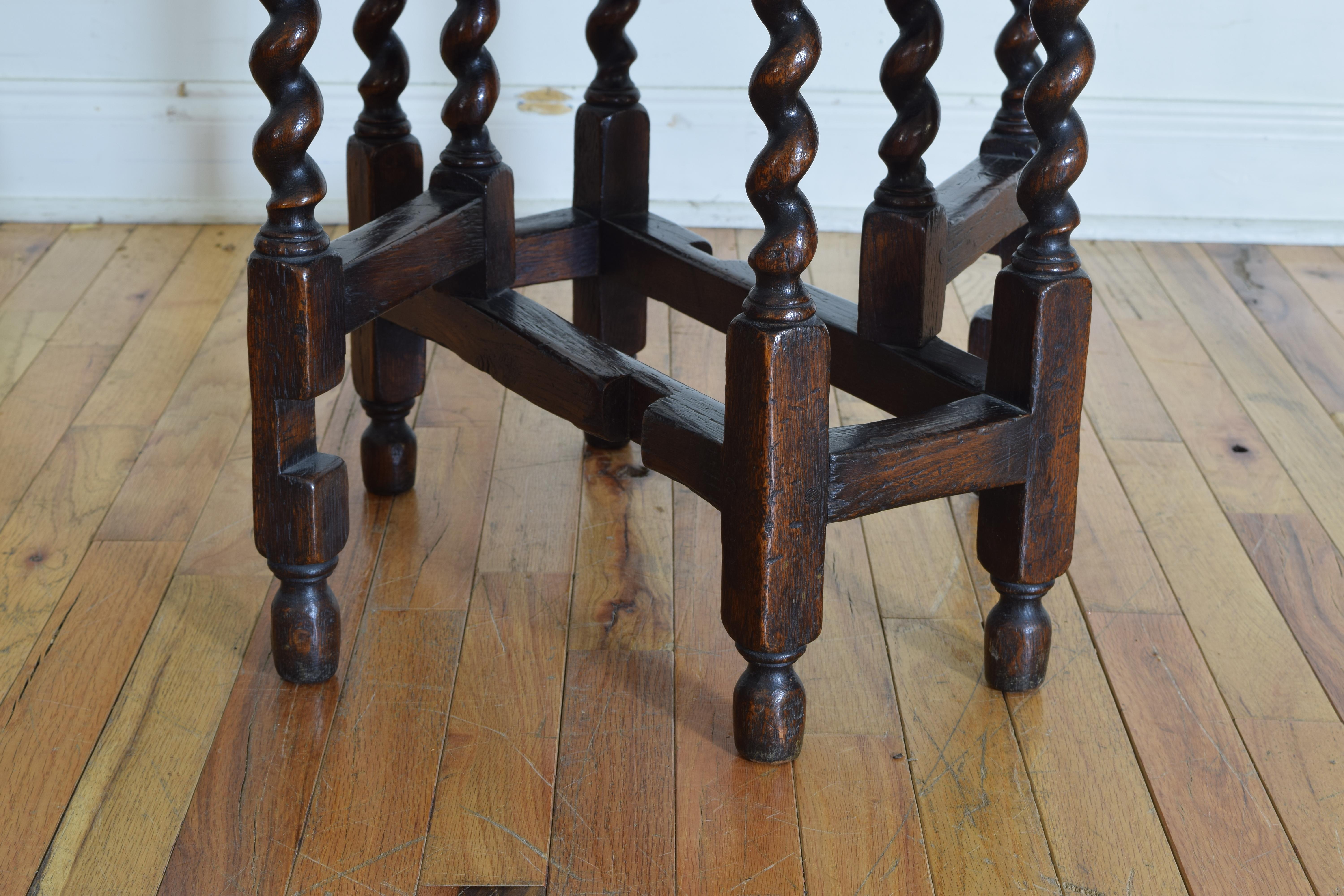 English Oak Drop-Leaf Table with One-Drawer, 19th Century 5