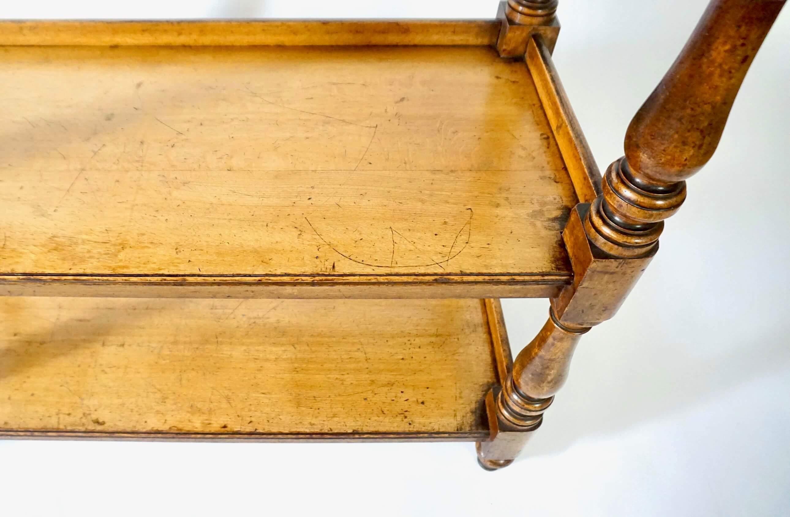 Etapa o estantería abierta inglesa de roble, hacia 1850 en venta 7