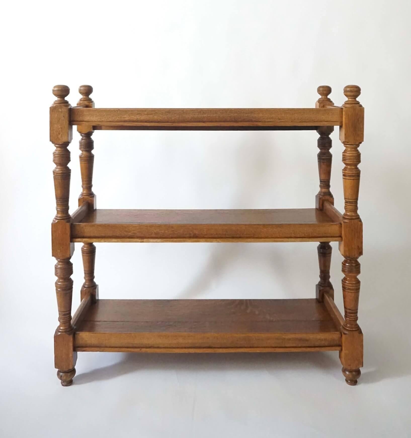 Etapa o estantería abierta inglesa de roble, hacia 1875 en Bueno estado para la venta en Kinderhook, NY