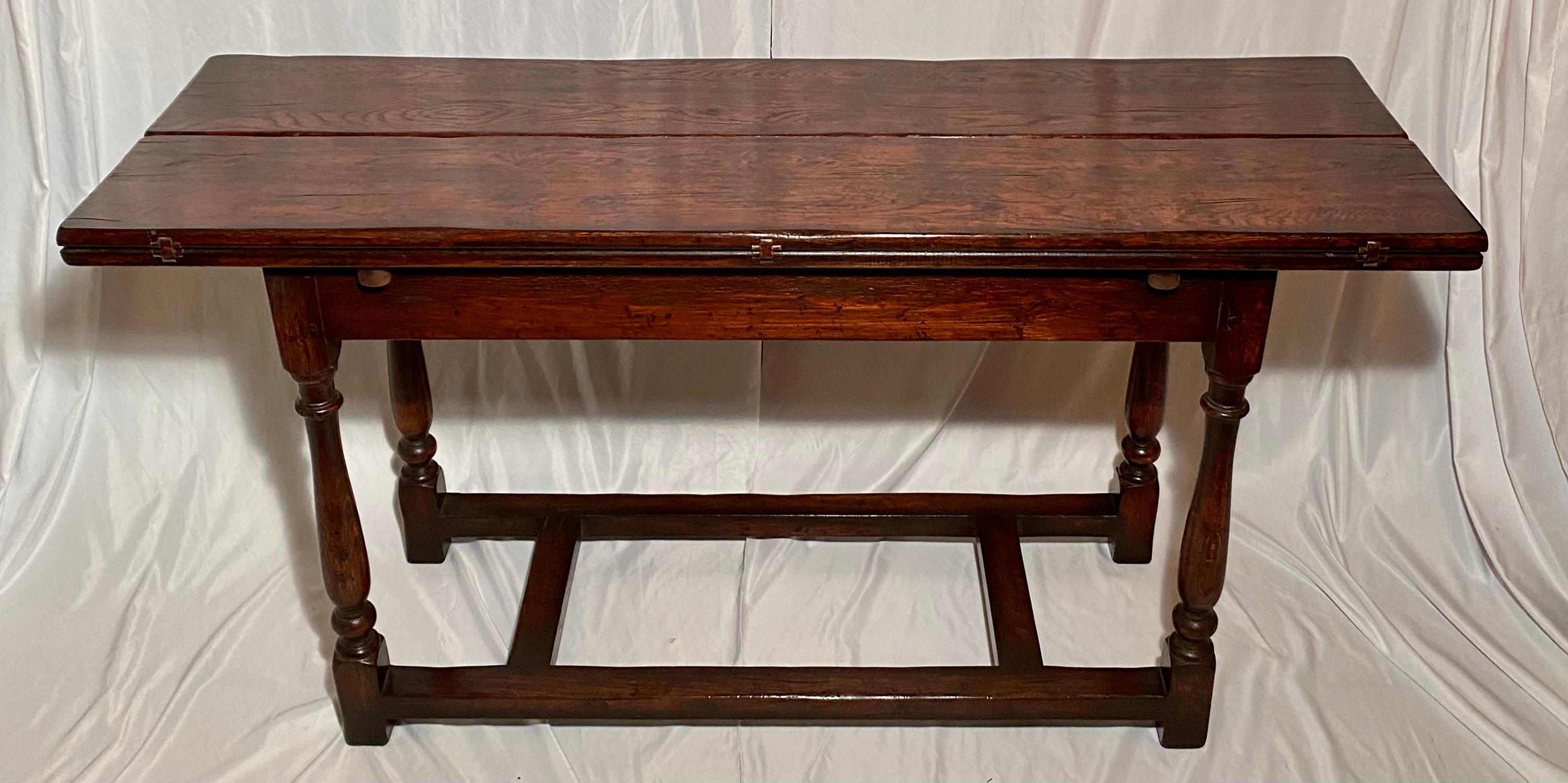 Handmade English Oak Envelope Folding Farm Table. In Good Condition For Sale In New Orleans, LA