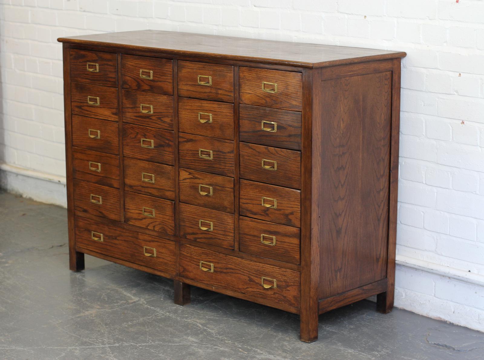 English Oak Filing Drawers, circa 1910  In Good Condition In Gloucester, GB