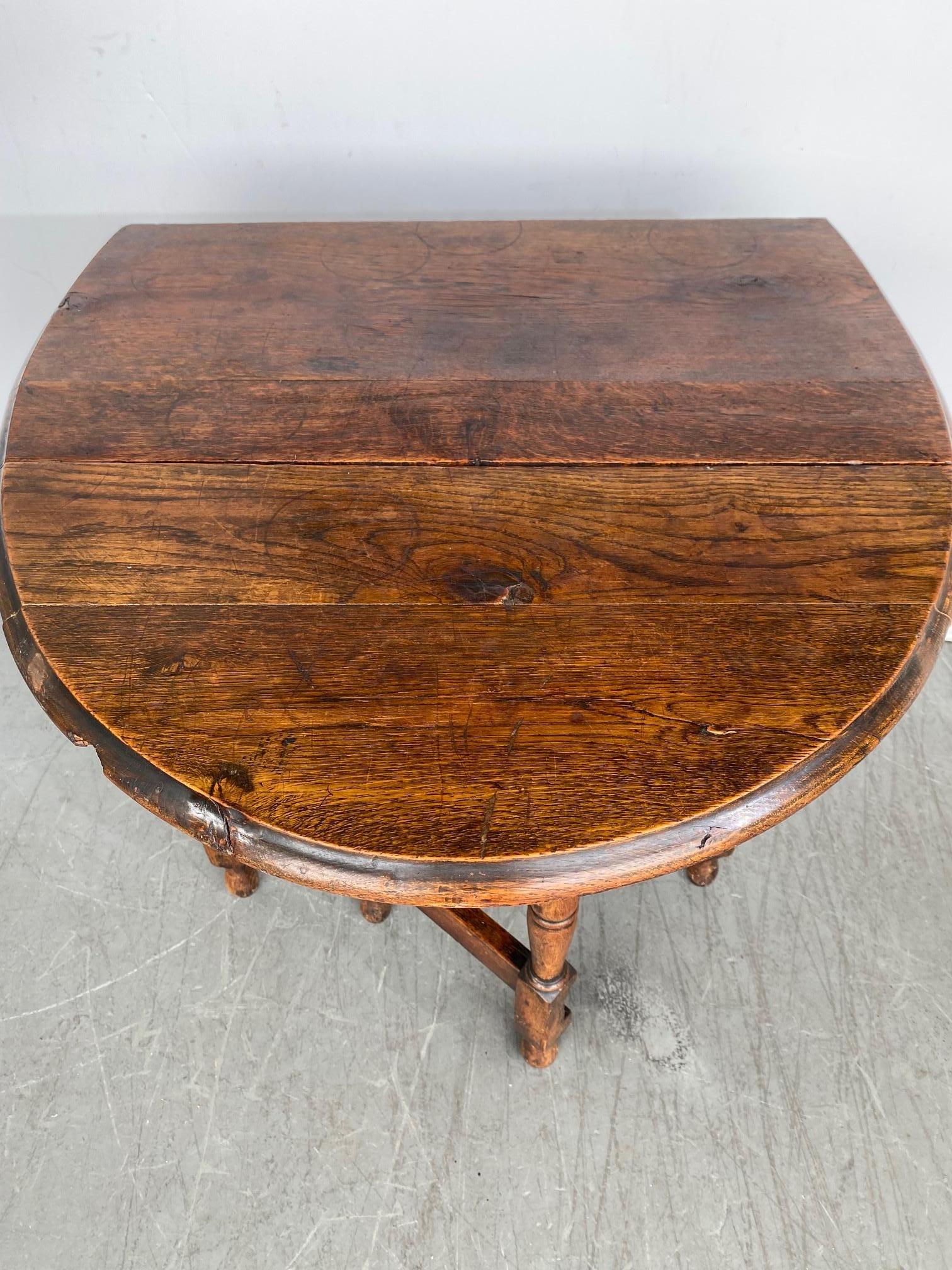 English Oak Gate-Leg Drop Leaf Table 2