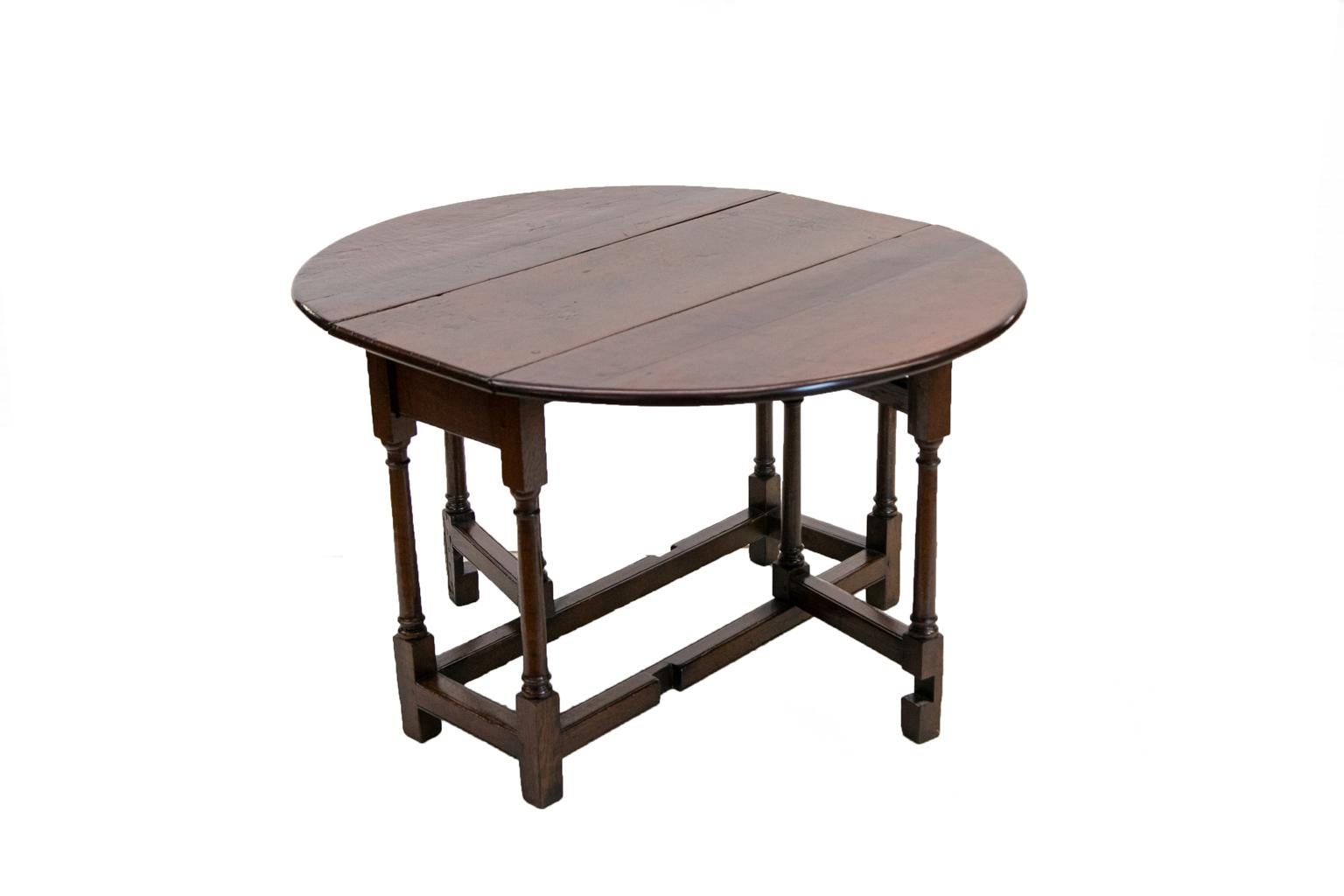 english oak gateleg table