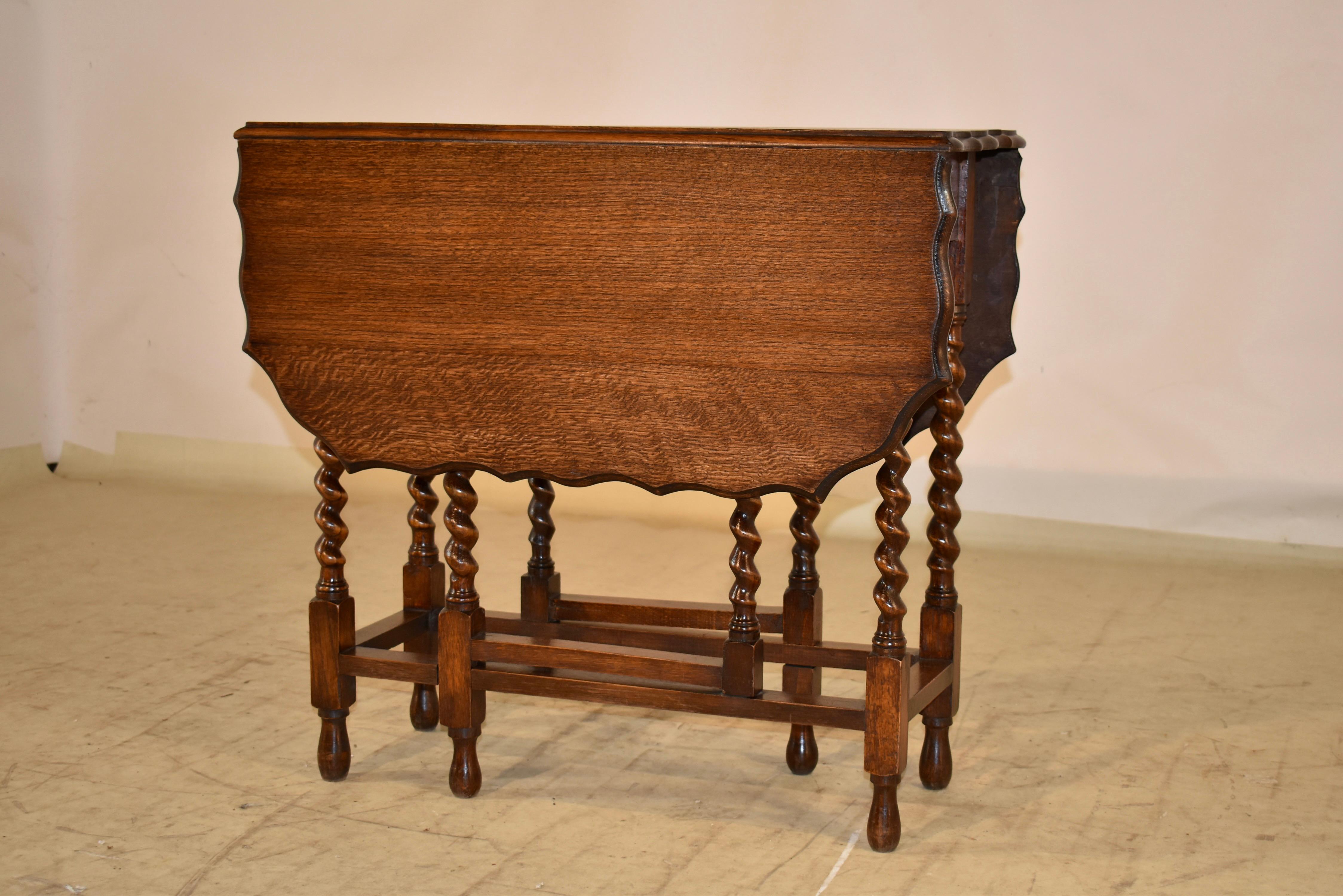 Edwardian English Oak Gateleg Table, Circa 1900 For Sale
