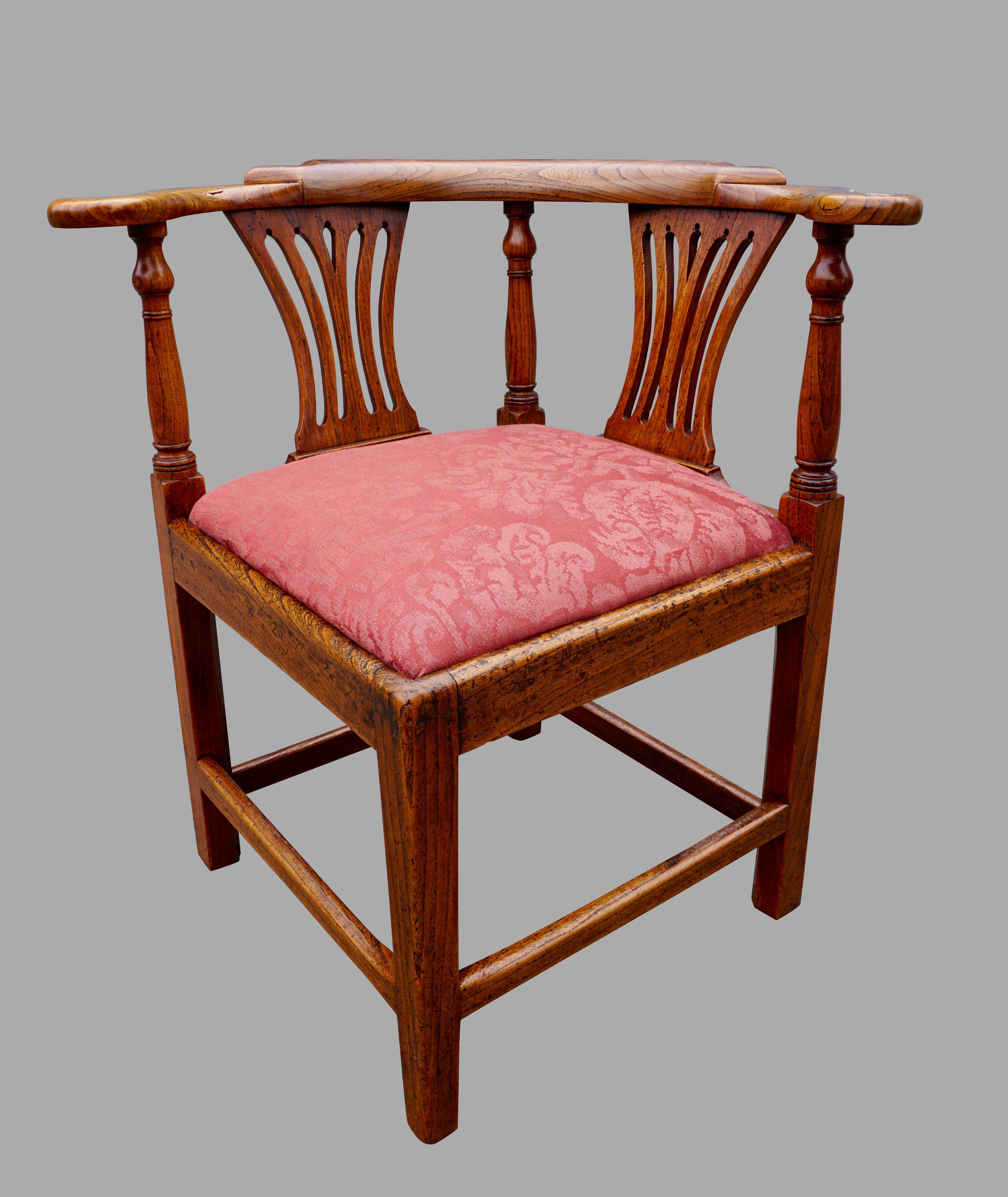 English Oak George III Period Corner Chair with Damask Upholstered Seat In Good Condition In San Francisco, CA