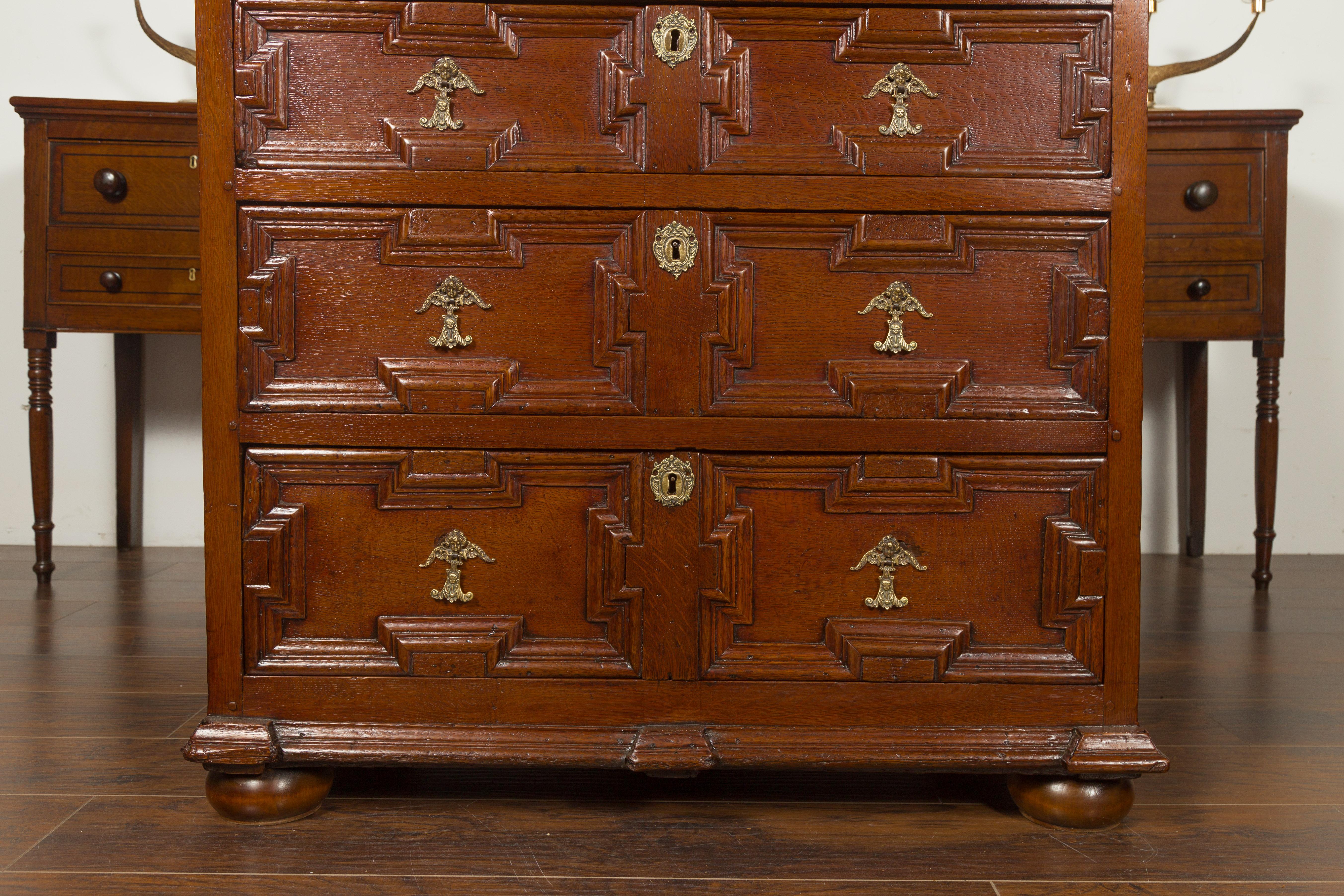 English Oak Georgian Period Geometric Front Five-Drawer Chest, circa 1800 For Sale 7