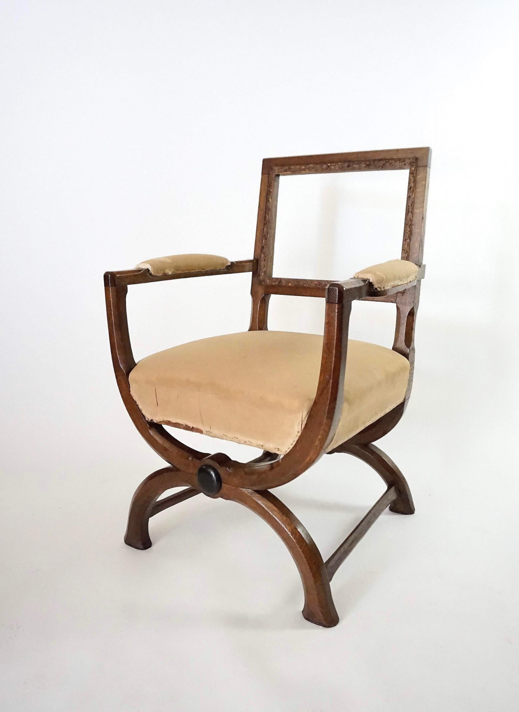English Oak Gothic Style Curule Armchairs Attributed to A.W.N. Pugin, circa 1830 For Sale 4