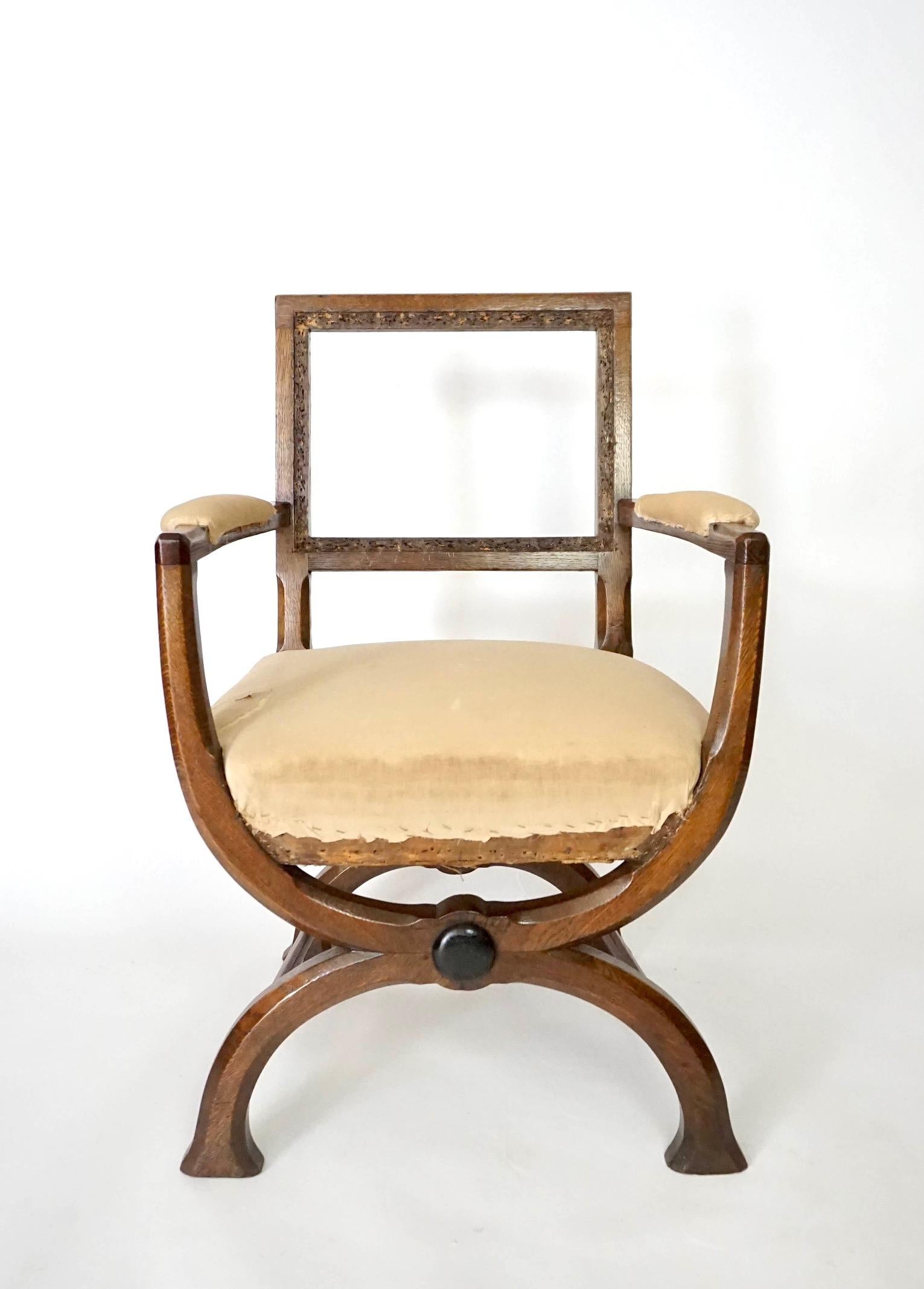 English Oak Gothic Style Curule Armchairs Attributed to A.W.N. Pugin, circa 1830 For Sale 2
