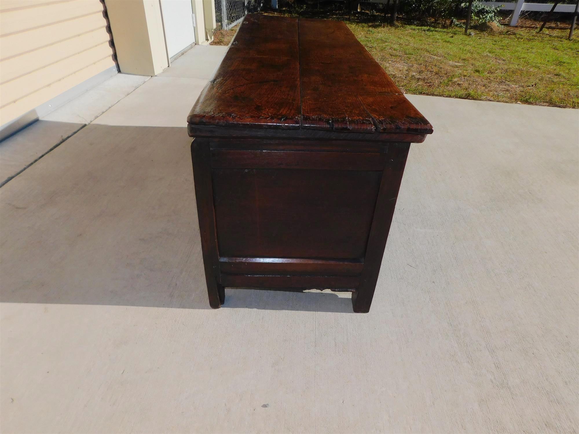 English Oak Jacobean Three Carved Panel Diamond & Pinwheel Hinged Coffer, C 1720 For Sale 1