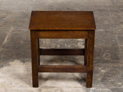 Sgabello in rovere inglese con piano rettangolare e traverse, 1920 circa