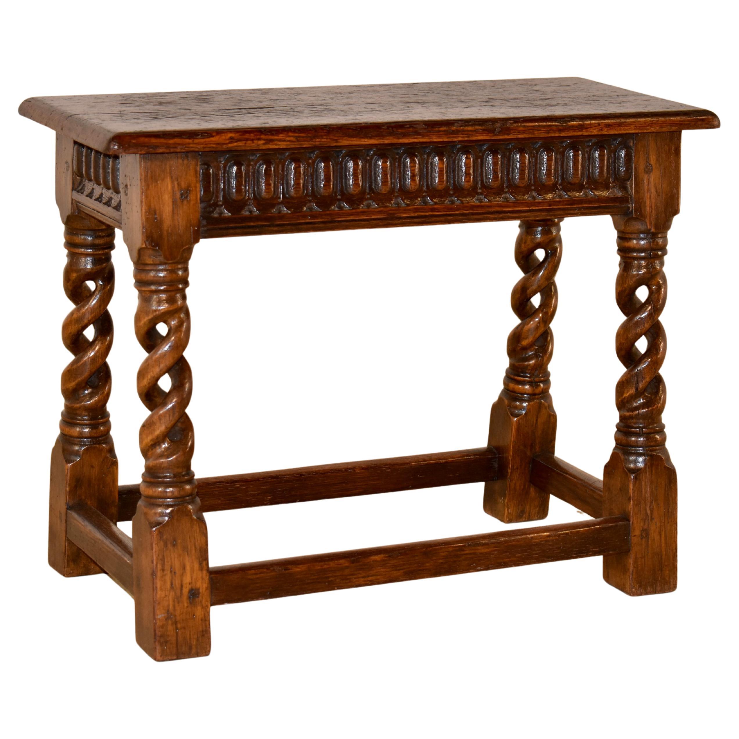 Englischer Eichenholzhocker, CIRCA 1900 im Angebot