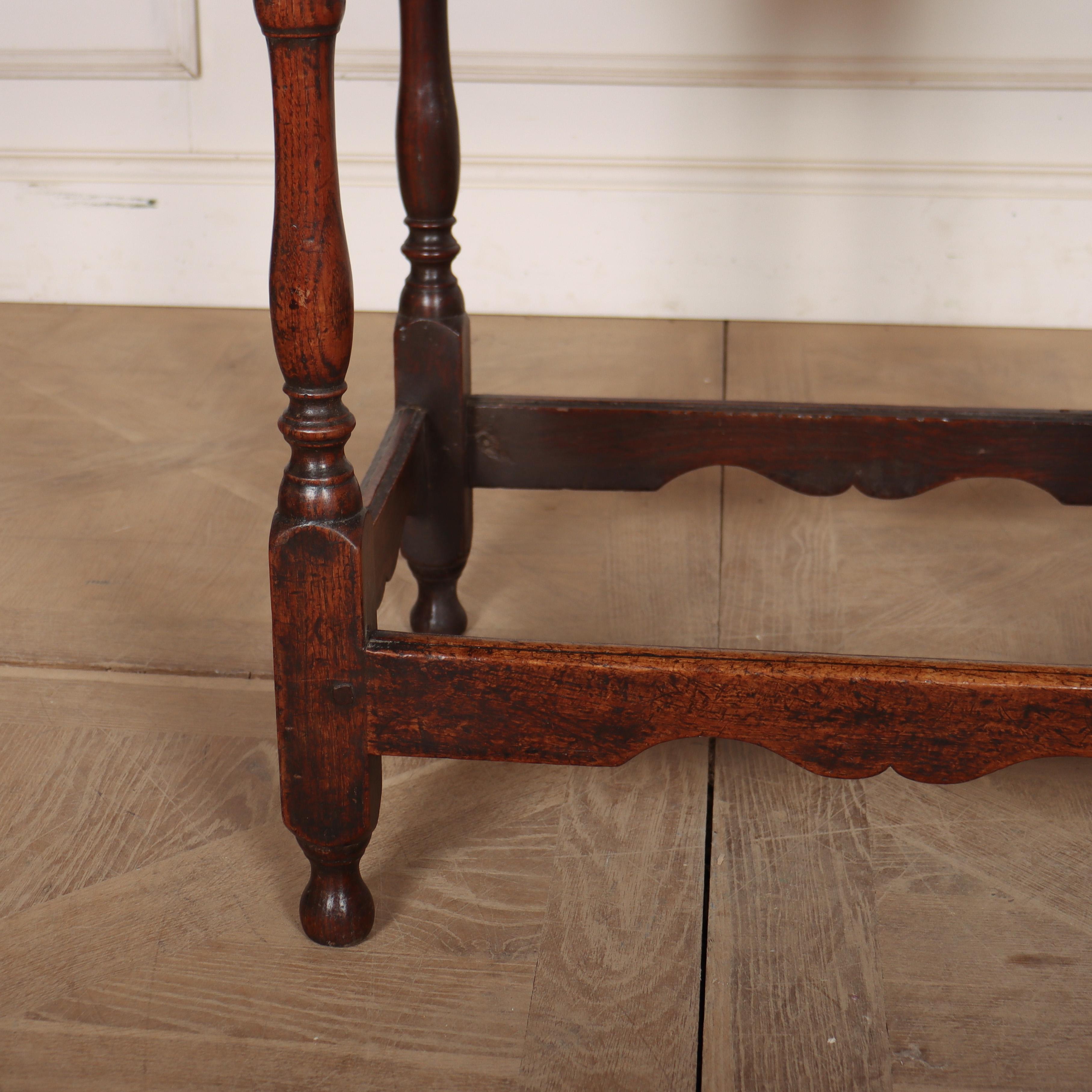 Tavolo da lampada in Oak inglese In condizioni buone in vendita a Leamington Spa, Warwickshire