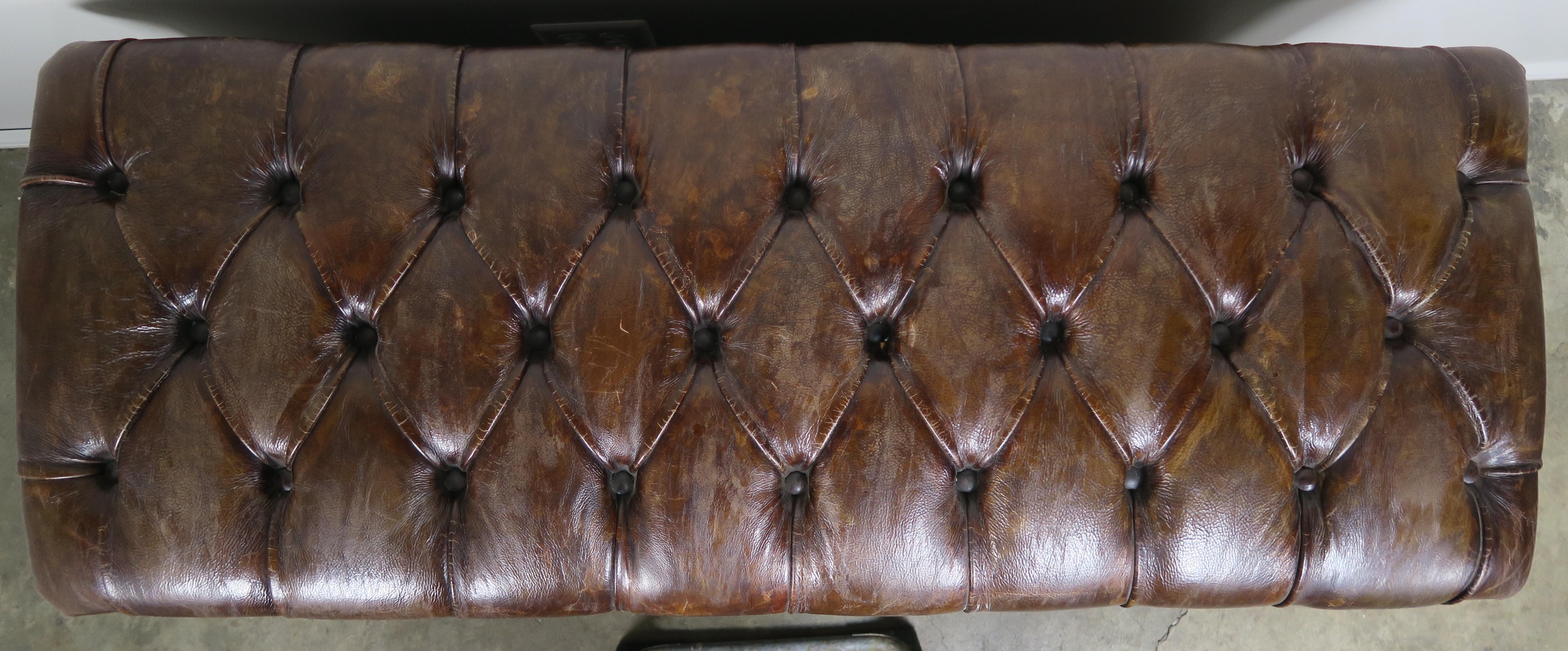 English Oak Leather Tufted Bench with Storage, circa 1900s 3