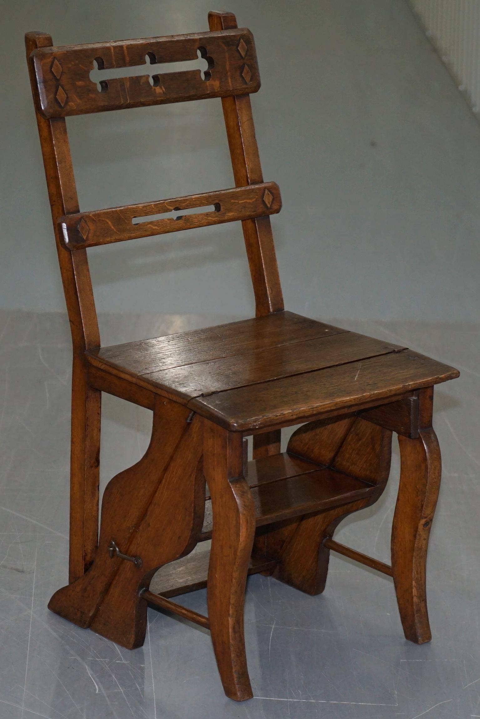 We are delighted to offer for sale this stunning Arts & Crafts circa 1890 English oak metamorphic library steps chair

A very good looking and well made piece, this is an early version of this chair, it was being made up until the 1920s but they