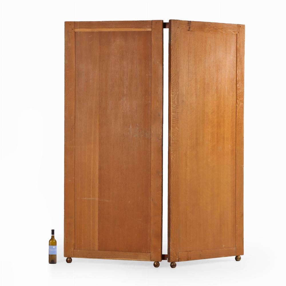Hand-Carved English Oak Linenfold Four-Panel Screen with Turned Feet, C. 1900. For Sale