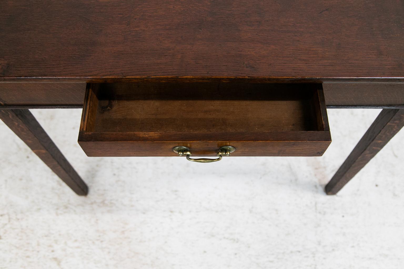 Early 19th Century English Oak One-Drawer Side Table
