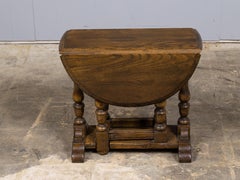 English Oak Oval Drop-Leaf Gateleg Table with Turned Baluster Legs, Circa 1900