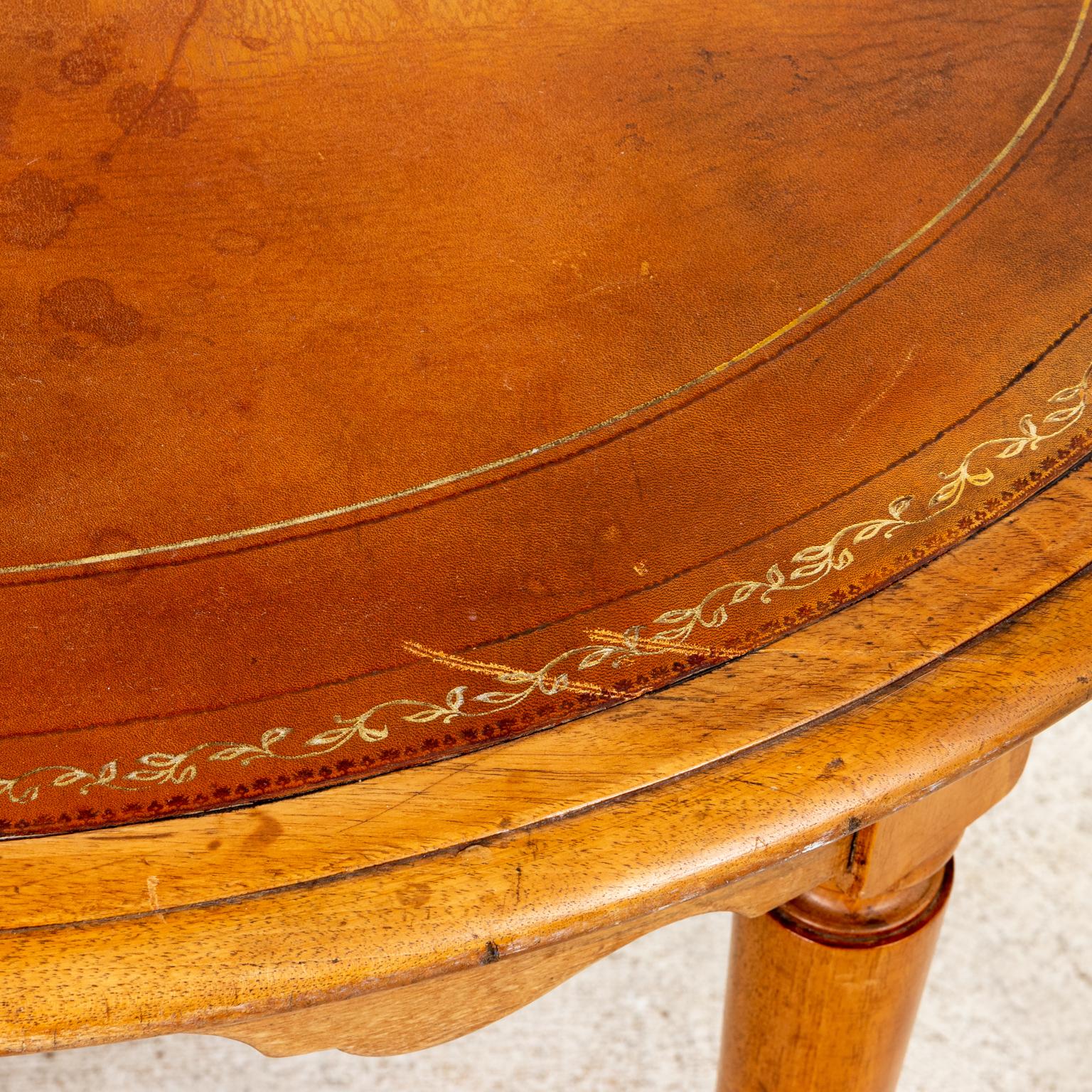 English Oak Oval Table with Embossed Leather In Fair Condition For Sale In Stamford, CT
