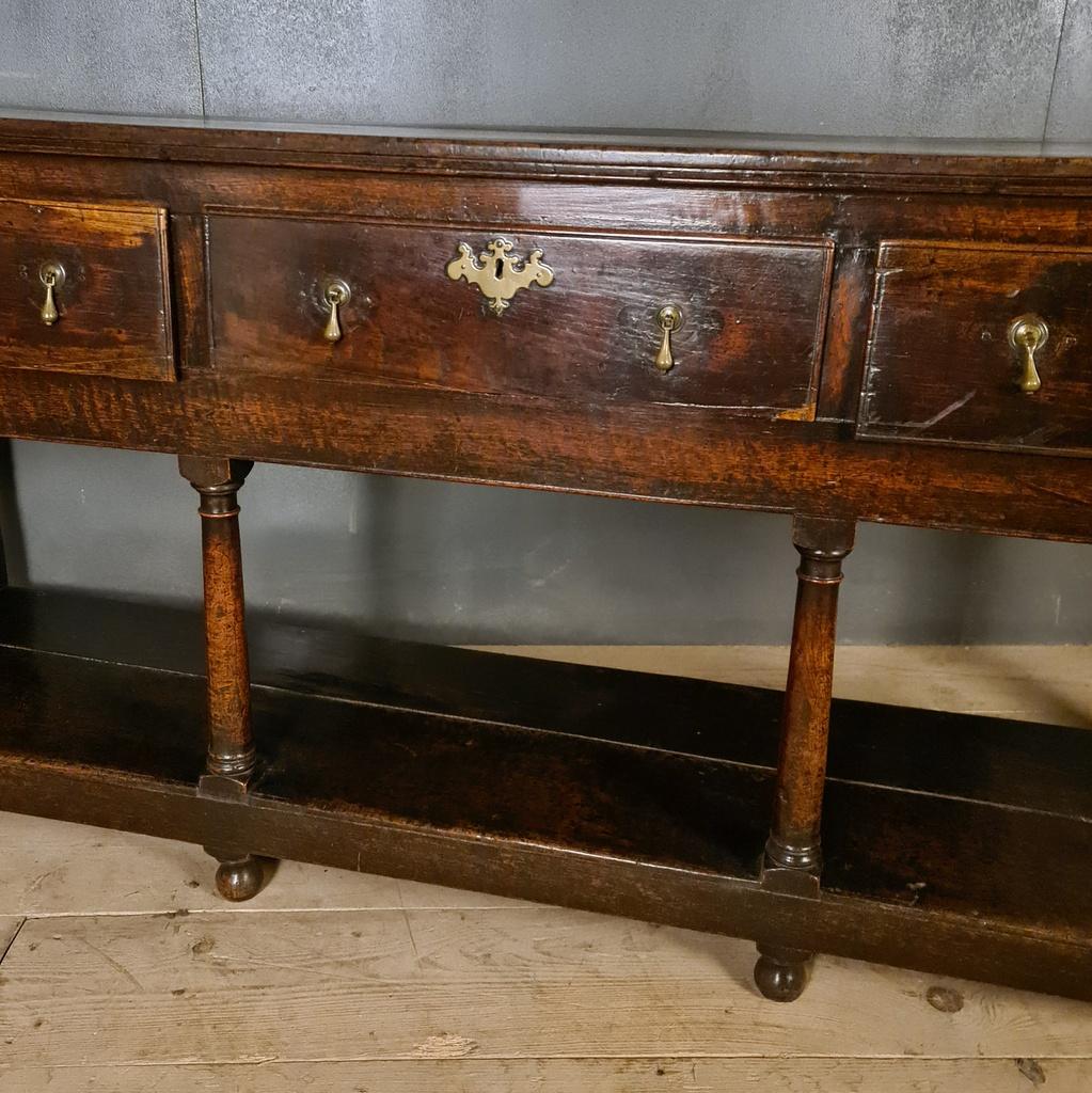 George III English Oak Potboard Dresser Base