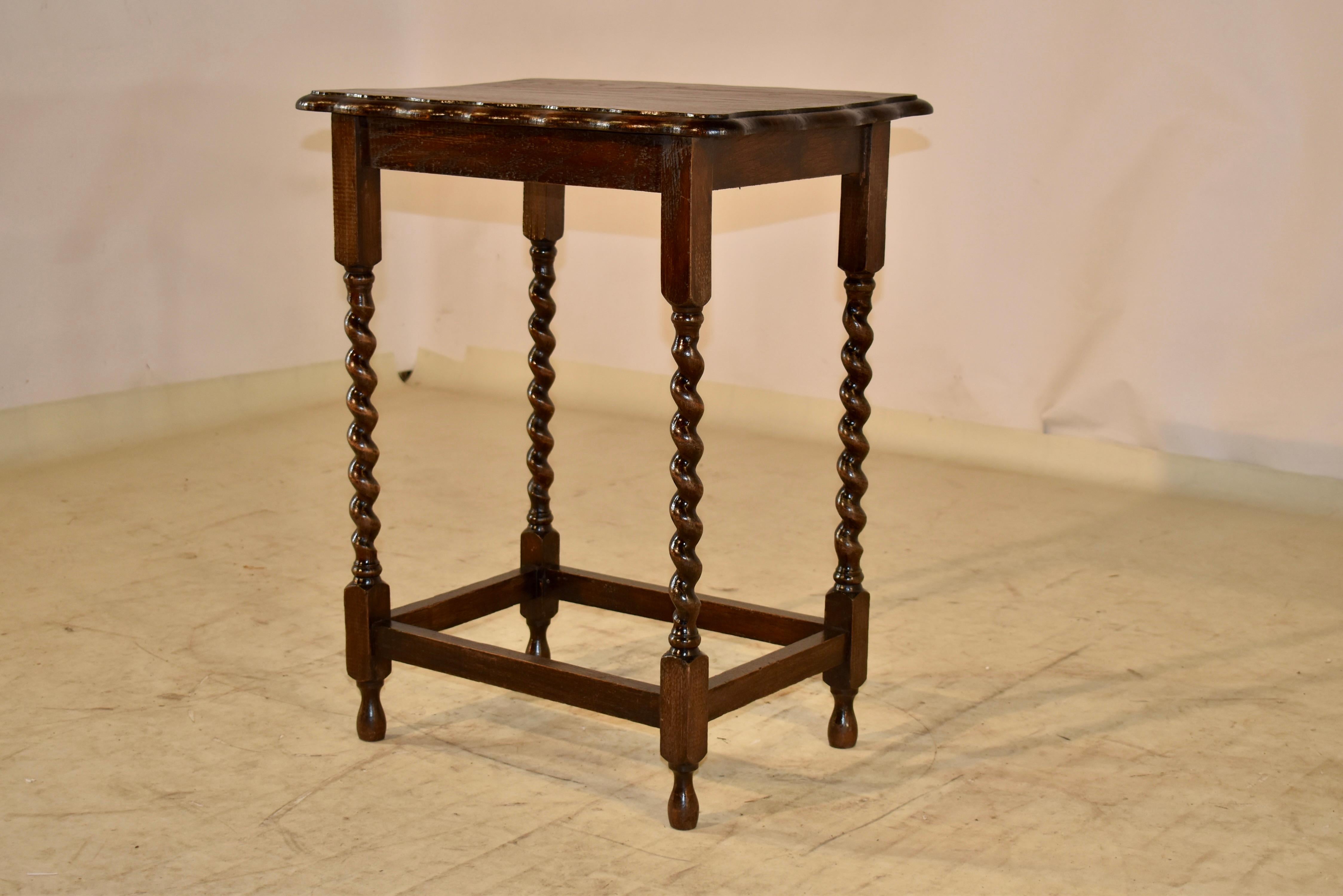 Early 20th Century English Oak Side Table, circa 1900 For Sale