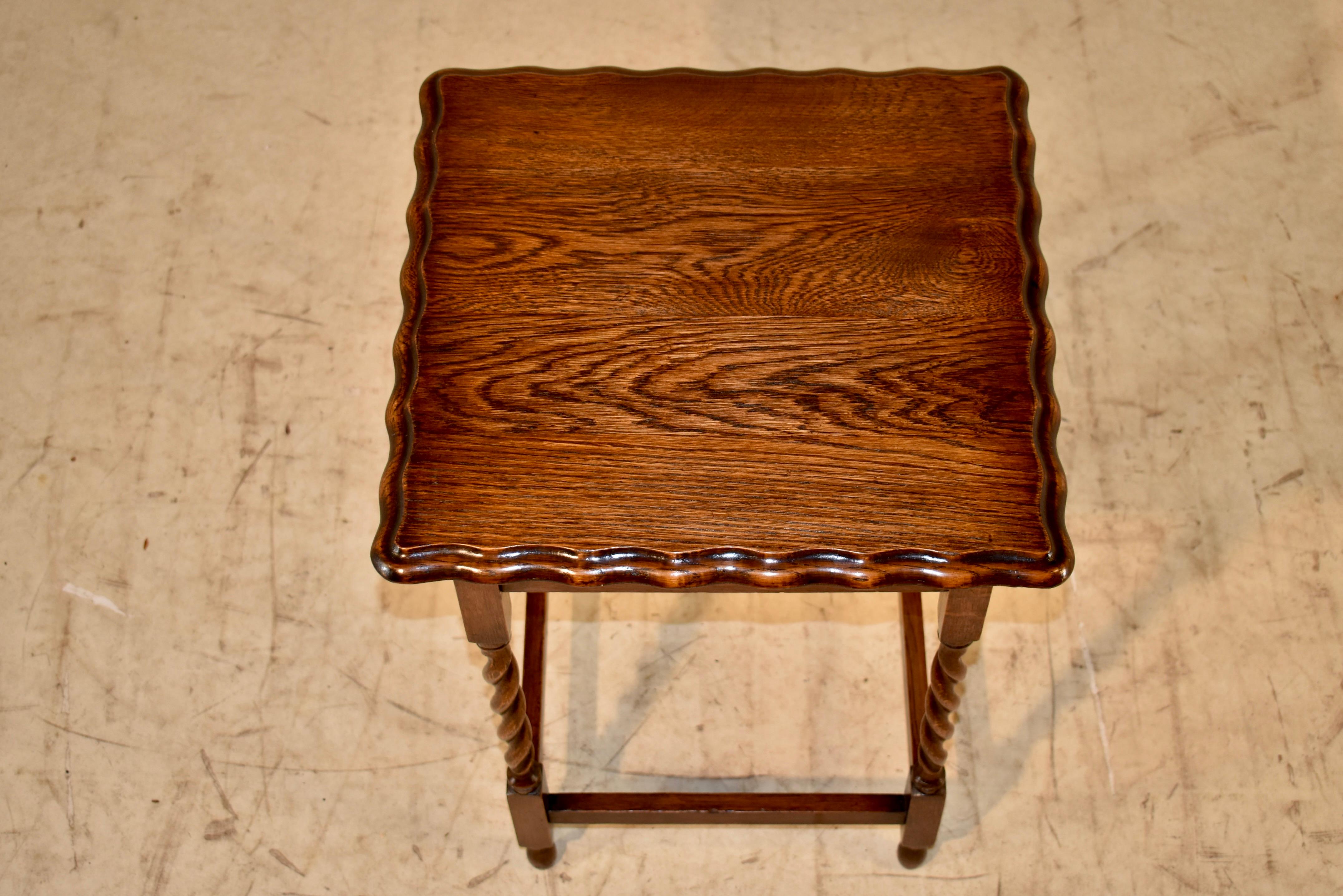 Early 20th Century English Oak Side Table, Circa 1900 For Sale