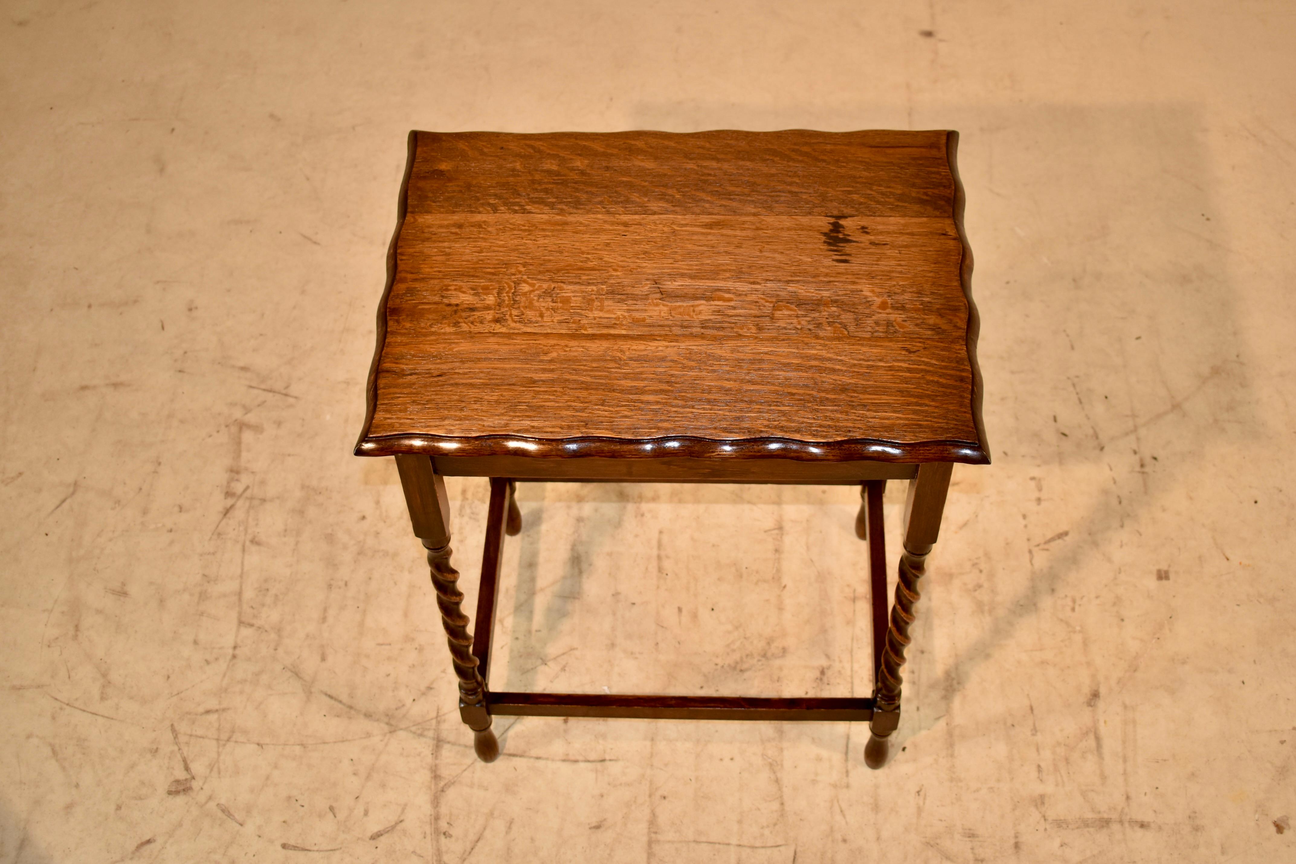 English Oak Side Table, Circa 1900 For Sale 2