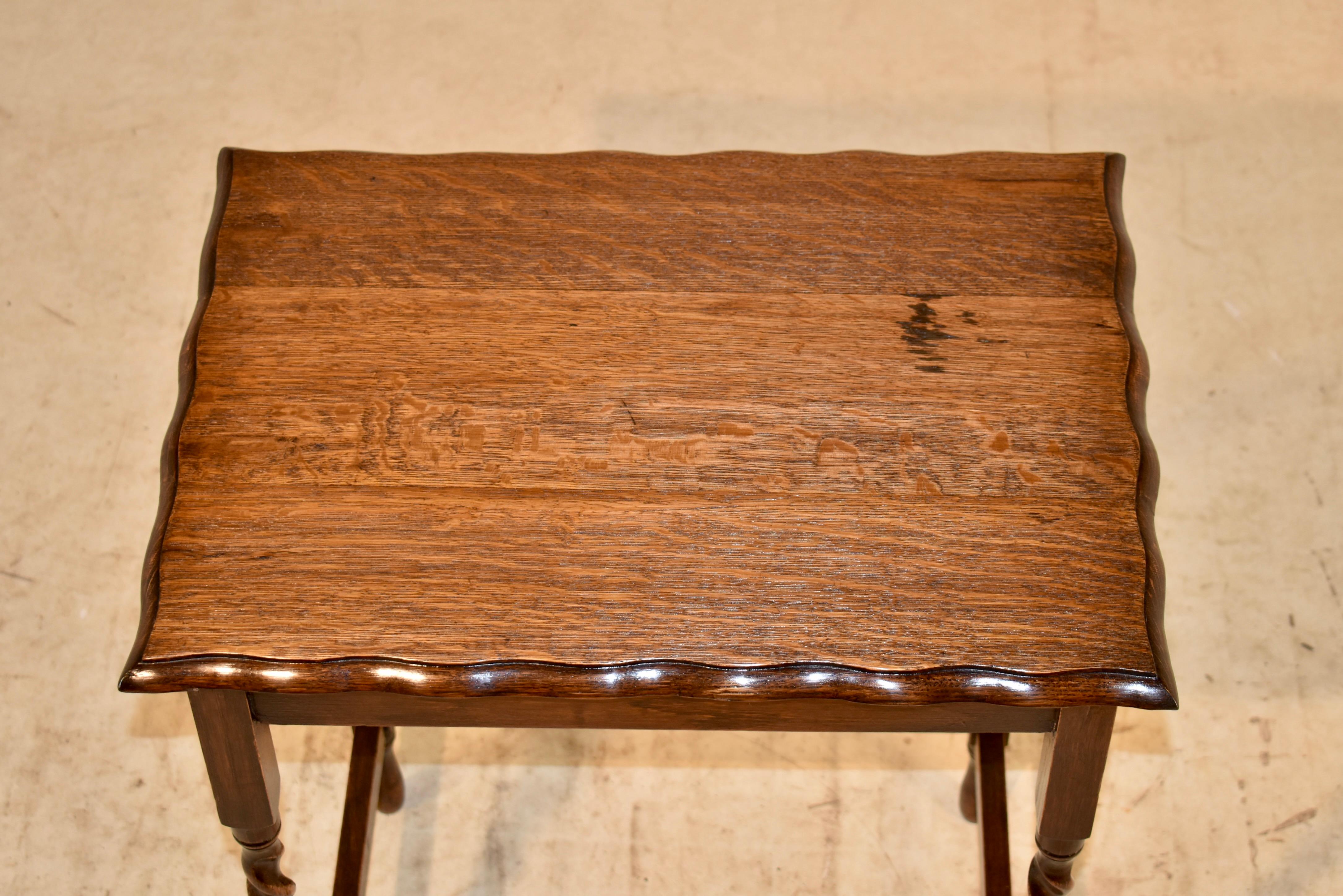 English Oak Side Table, Circa 1900 For Sale 3