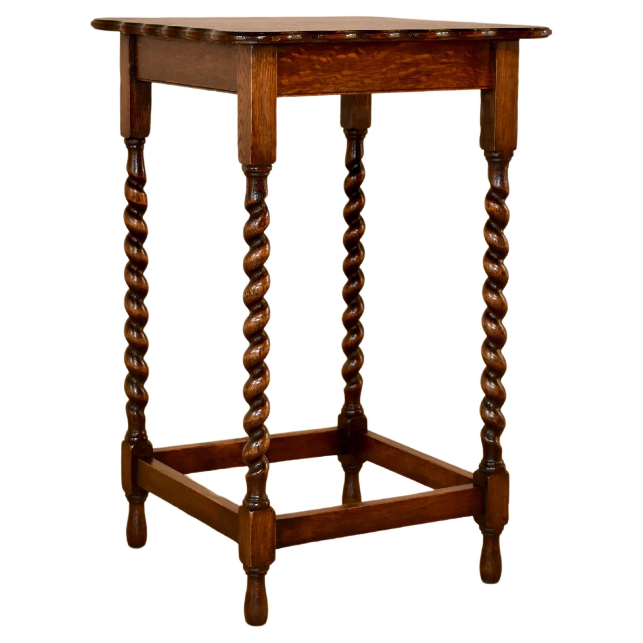English Oak Side Table, circa 1900 For Sale