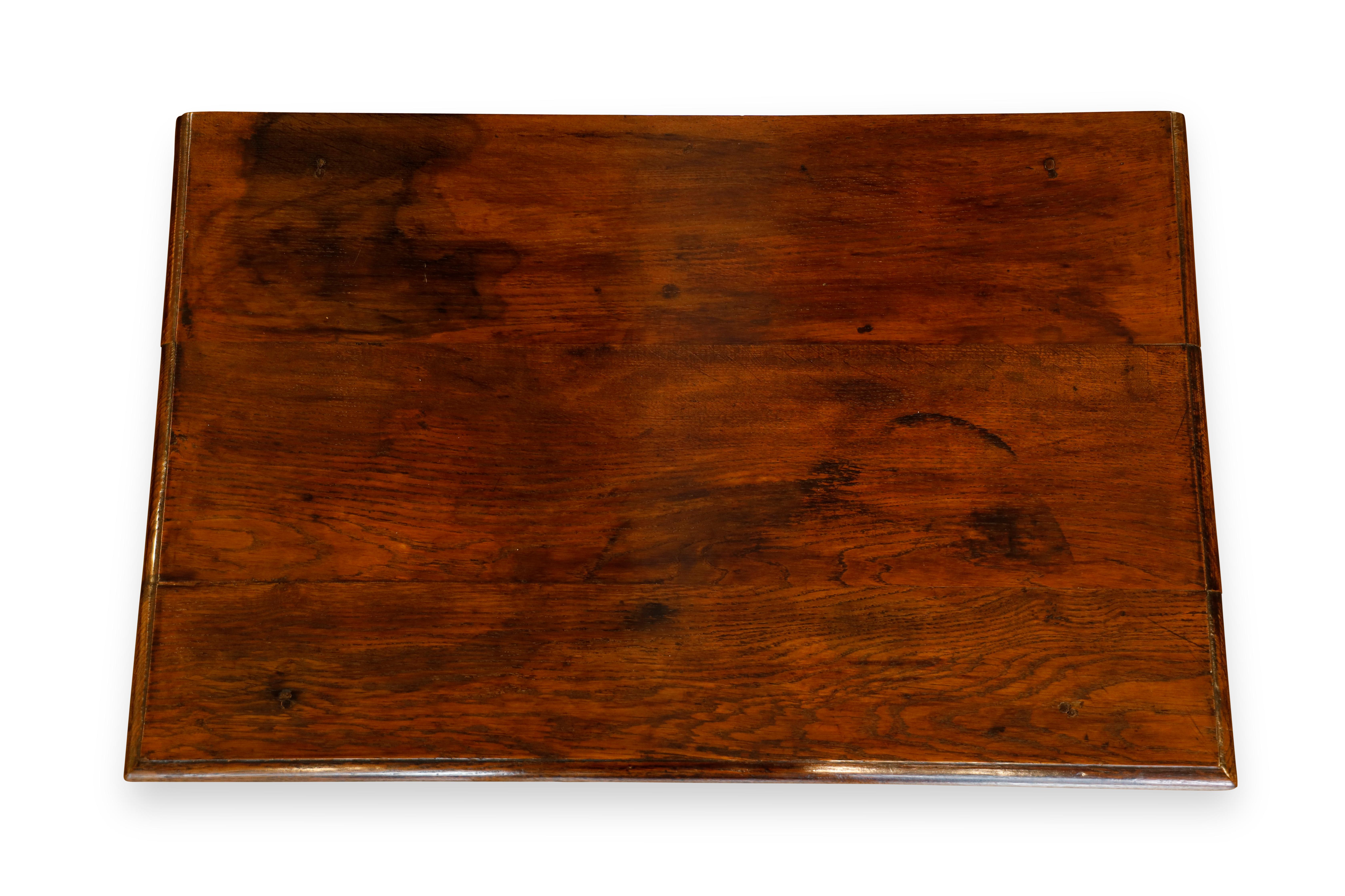 Mesa auxiliar inglesa de roble en venta 4