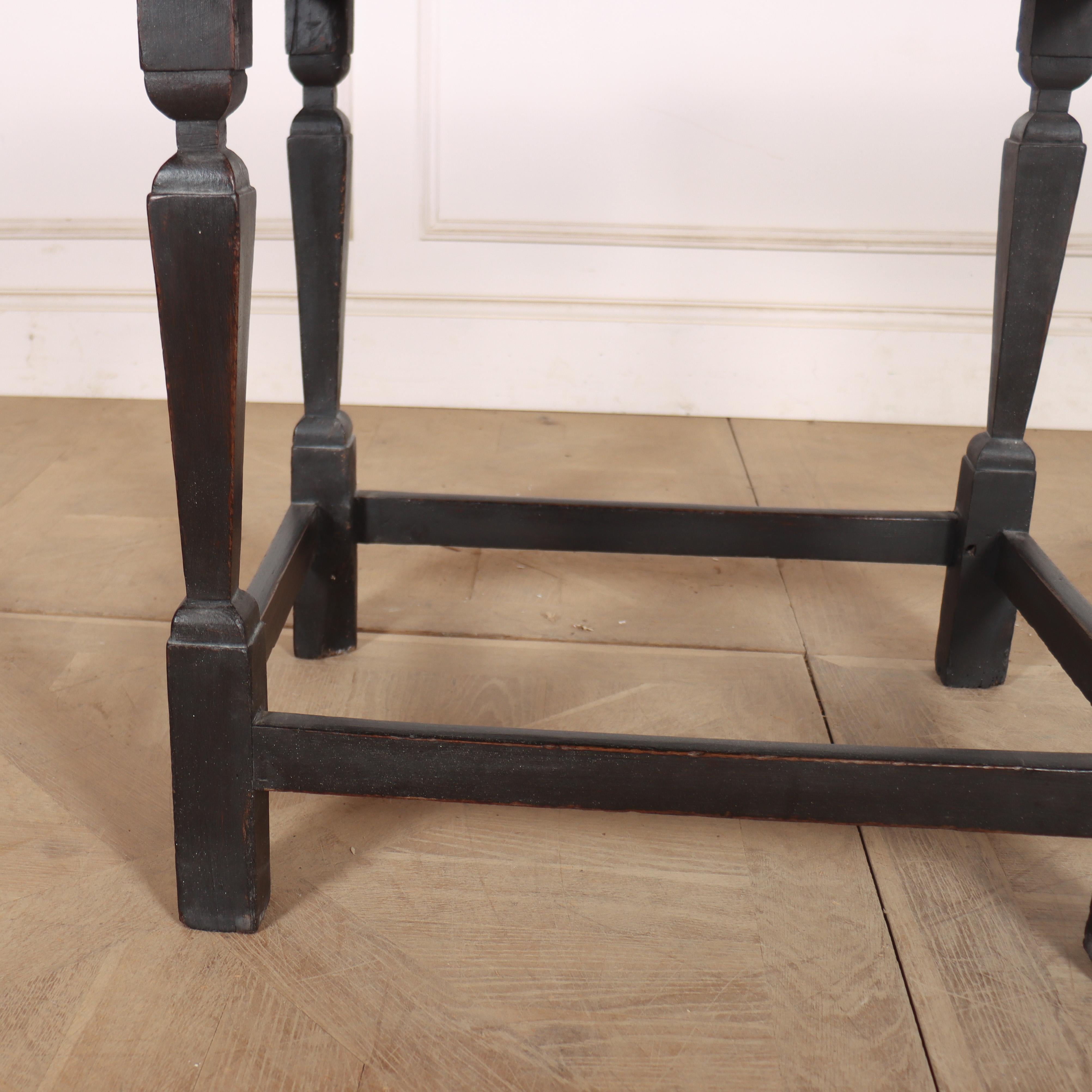 George III Table d'appoint en chêne anglais en vente