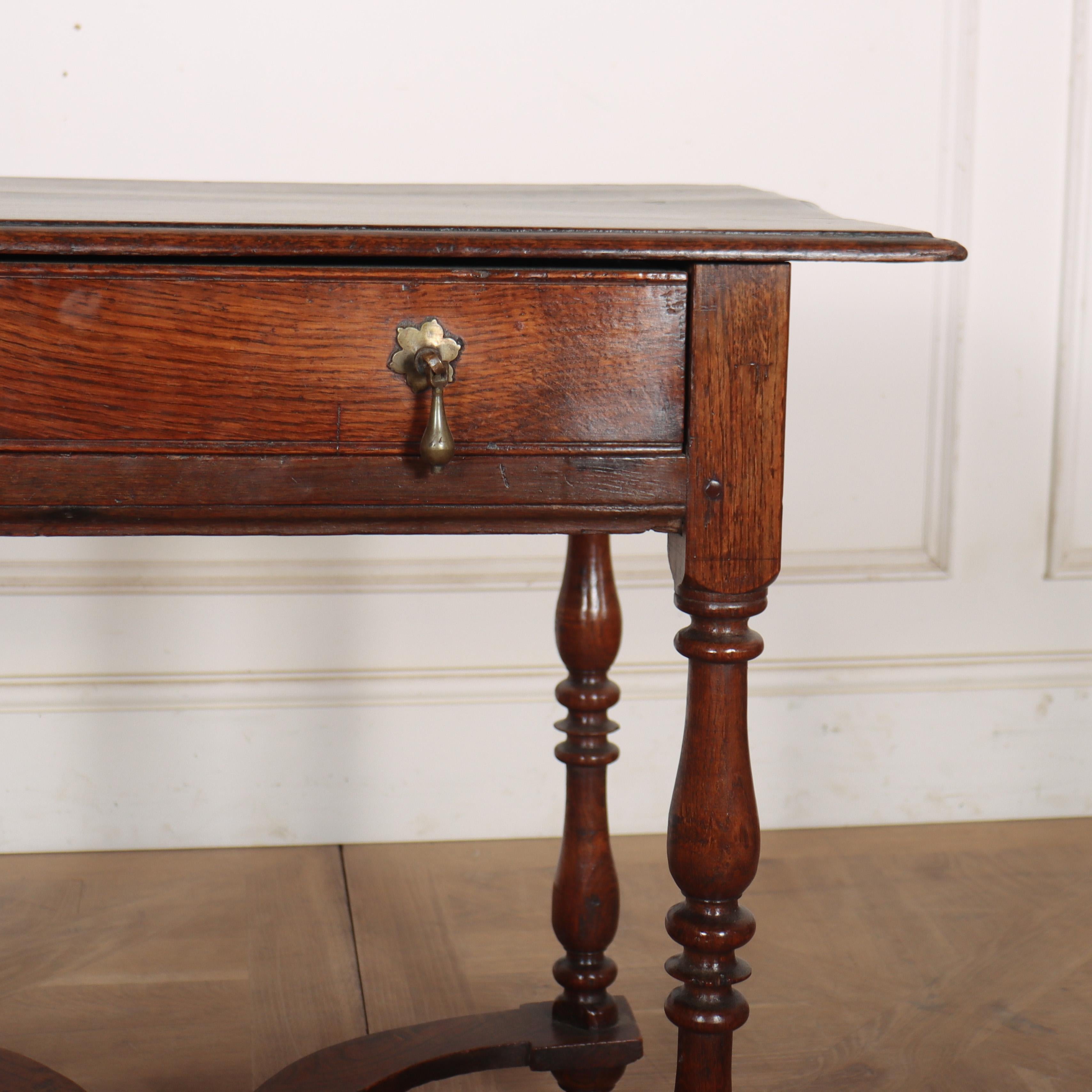 George II Table d'appoint en chêne anglais en vente