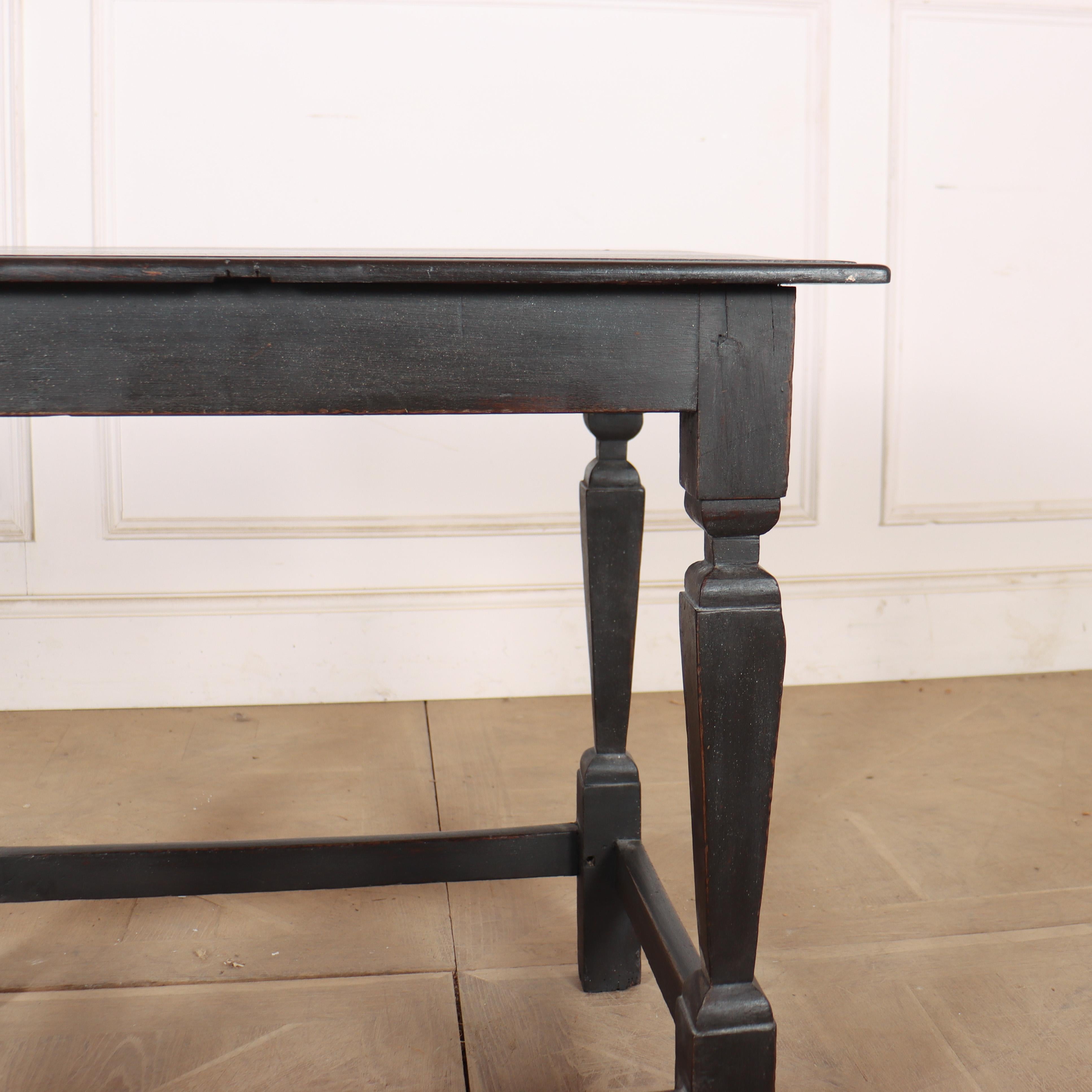 Table d'appoint en chêne anglais Bon état - En vente à Leamington Spa, Warwickshire