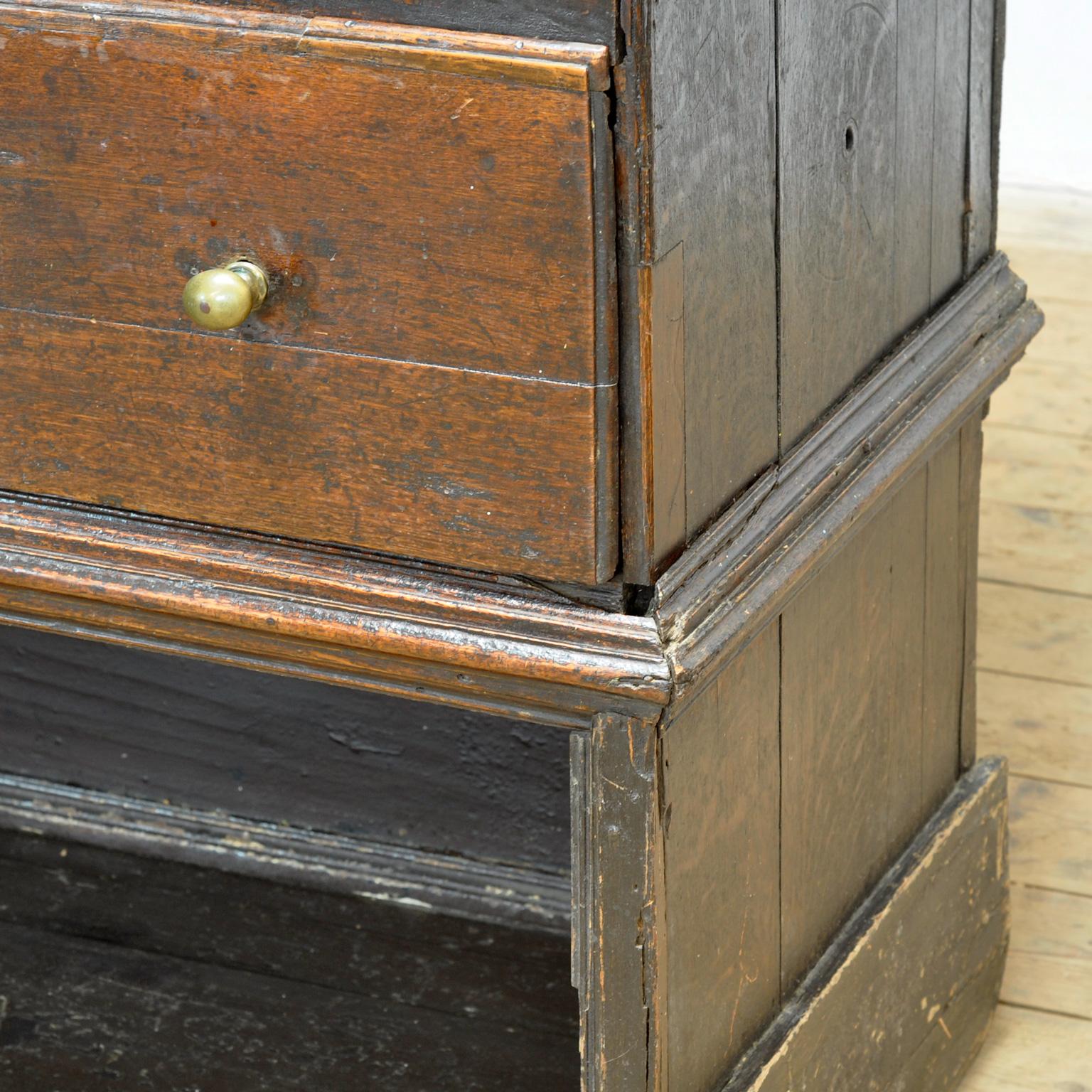 Credenza inglese in quercia, anni '20 del XVII secolo in vendita 3