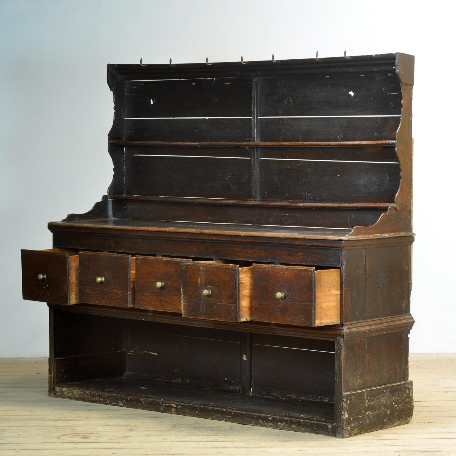 Credenza inglese in quercia, anni '20 del XVII secolo In condizioni discrete in vendita a Amsterdam, Noord Holland